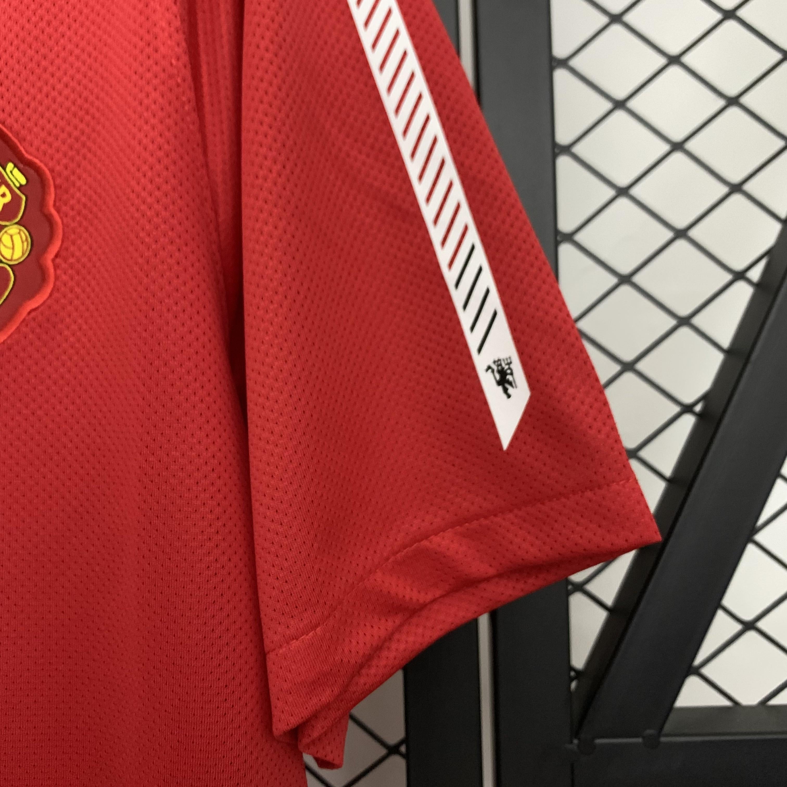 CAMISETA MANCHESTER UNITED I 10/11 HOMBRE (RETRO)