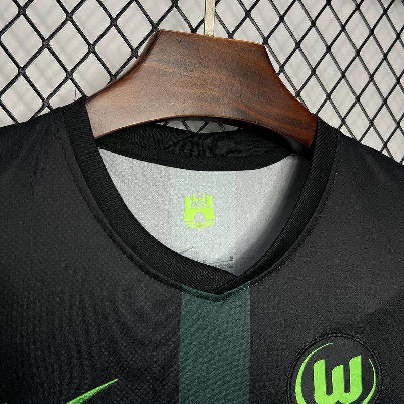 CAMISETA WOLFSBURG Il 24/25 HOMBRE (VERSIÓN FAN) - ZonaCamisetas