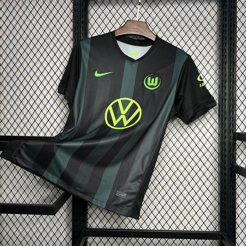 CAMISETA WOLFSBURG Il 24/25 HOMBRE (VERSIÓN FAN) - ZonaCamisetas