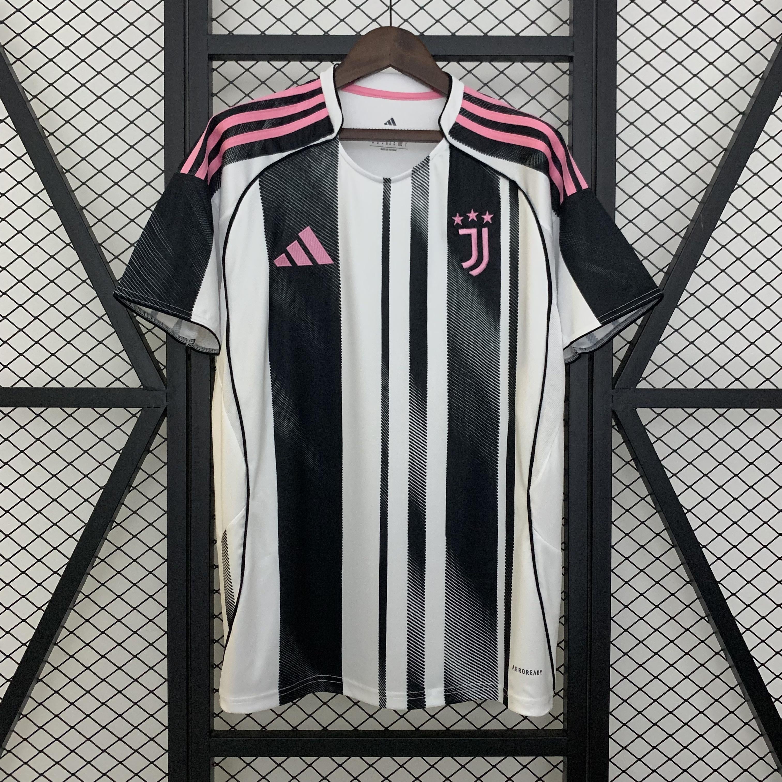 CAMISETA JUVENTUS I 25/26 HOMBRE (VERSIÓN FAN)