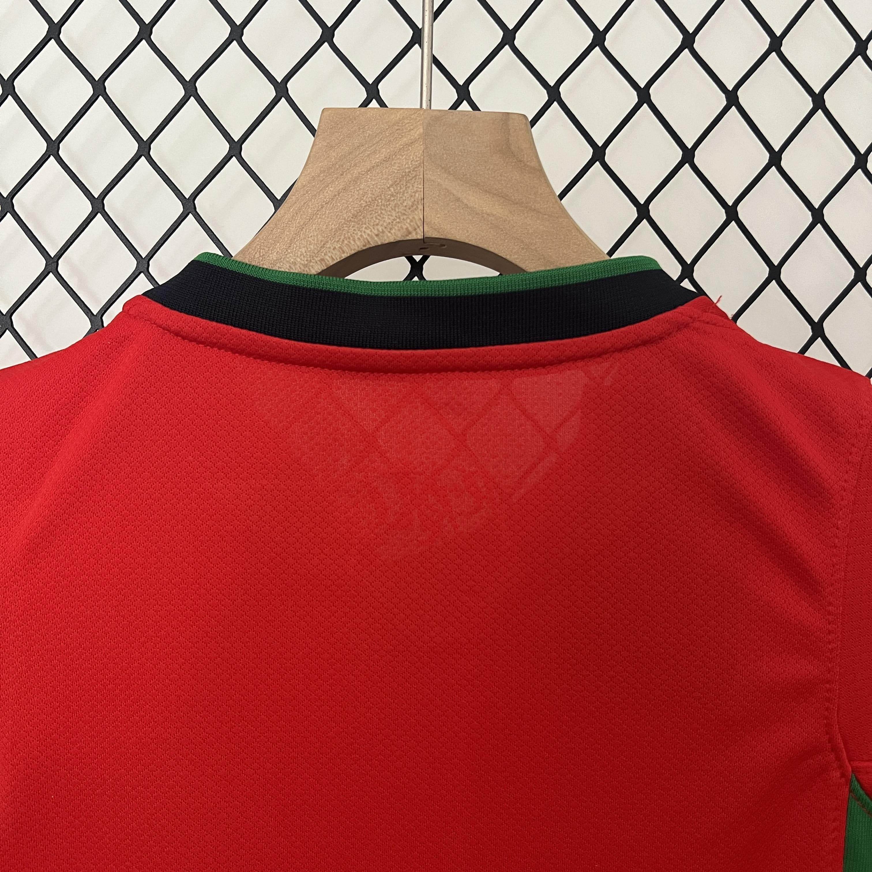 CAMISETA PORTUGAL EURO 2024 CONJUNTO INFANTIL - ZonaCamisetas