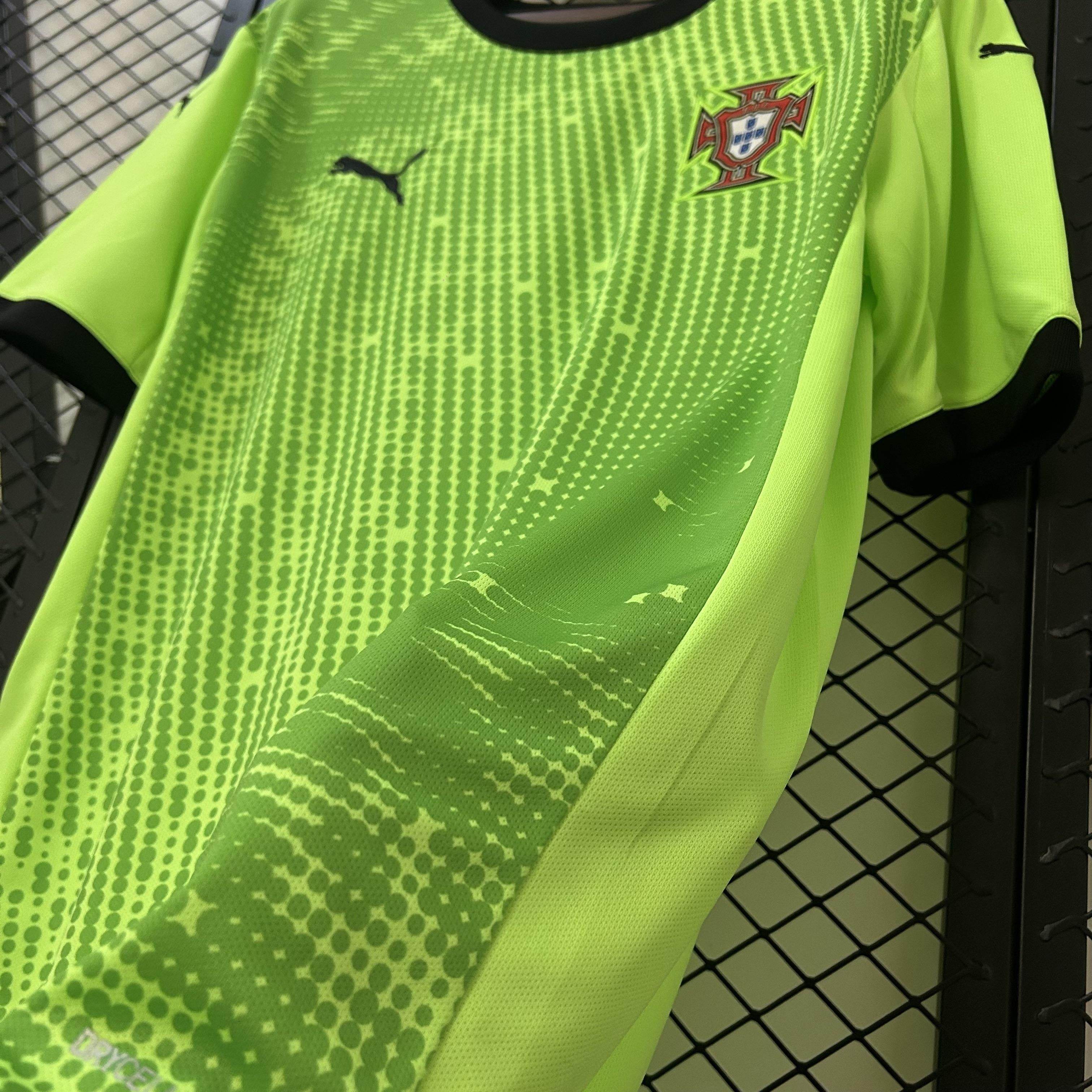 CAMISETA PORTUGAL PORTERO Il 25 HOMBRE (VERSIÓN FAN) - ZonaCamisetas
