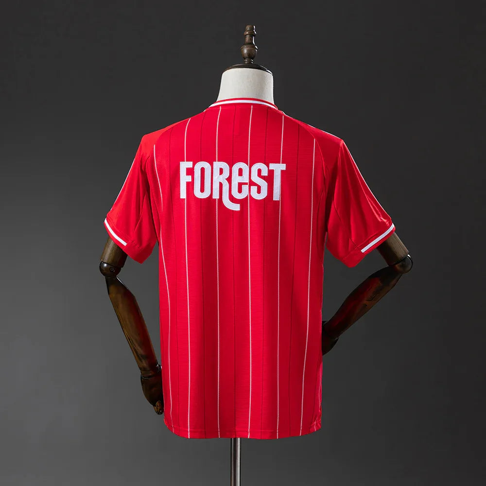 CAMISETA NOTTINGHAM FOREST I EDICIÓN MLB (VERSIÓN FAN) - ZonaCamisetas