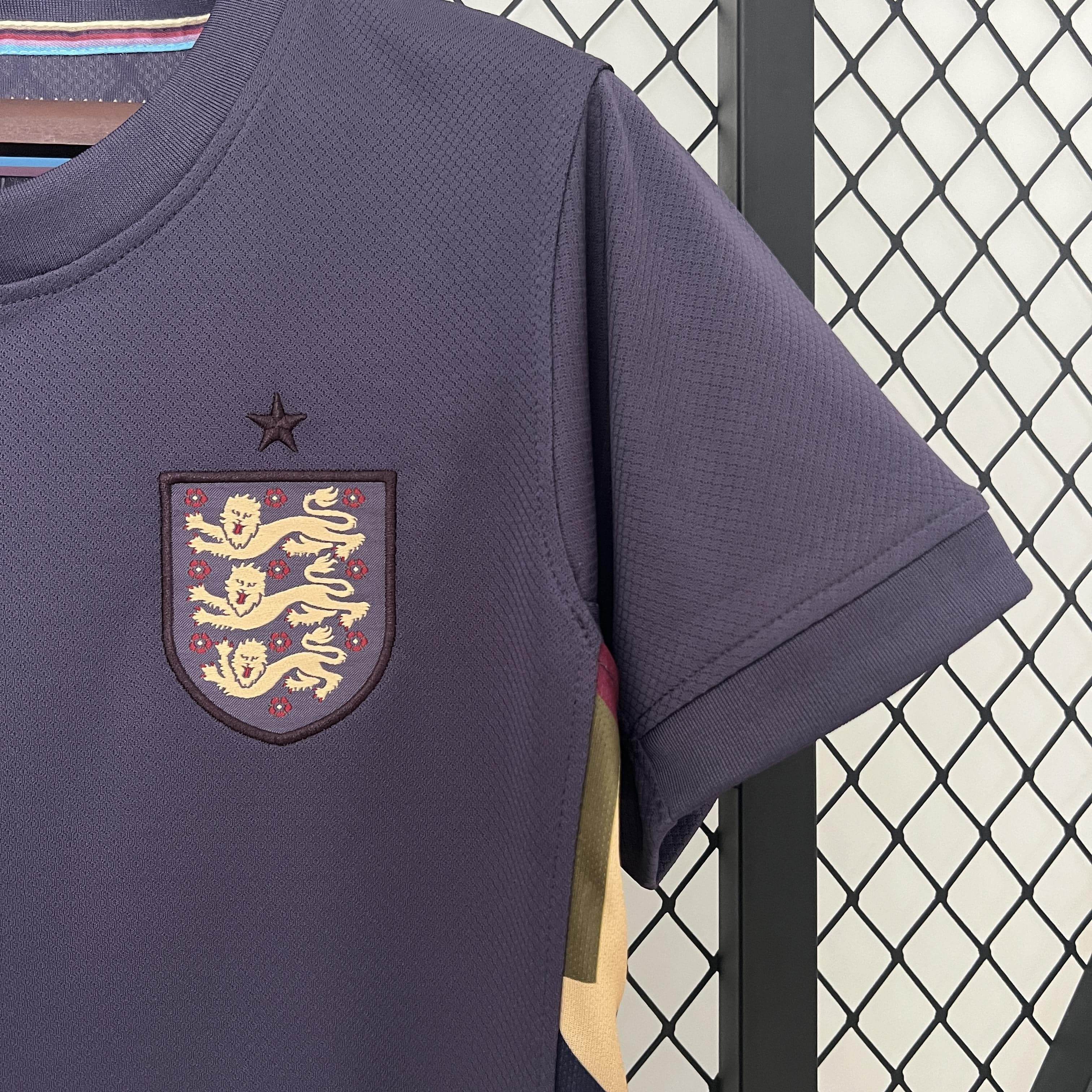 CAMISETA INGLATERRA lI EURO 2024 MUJER (VERSIÓN FAN) - ZonaCamisetas