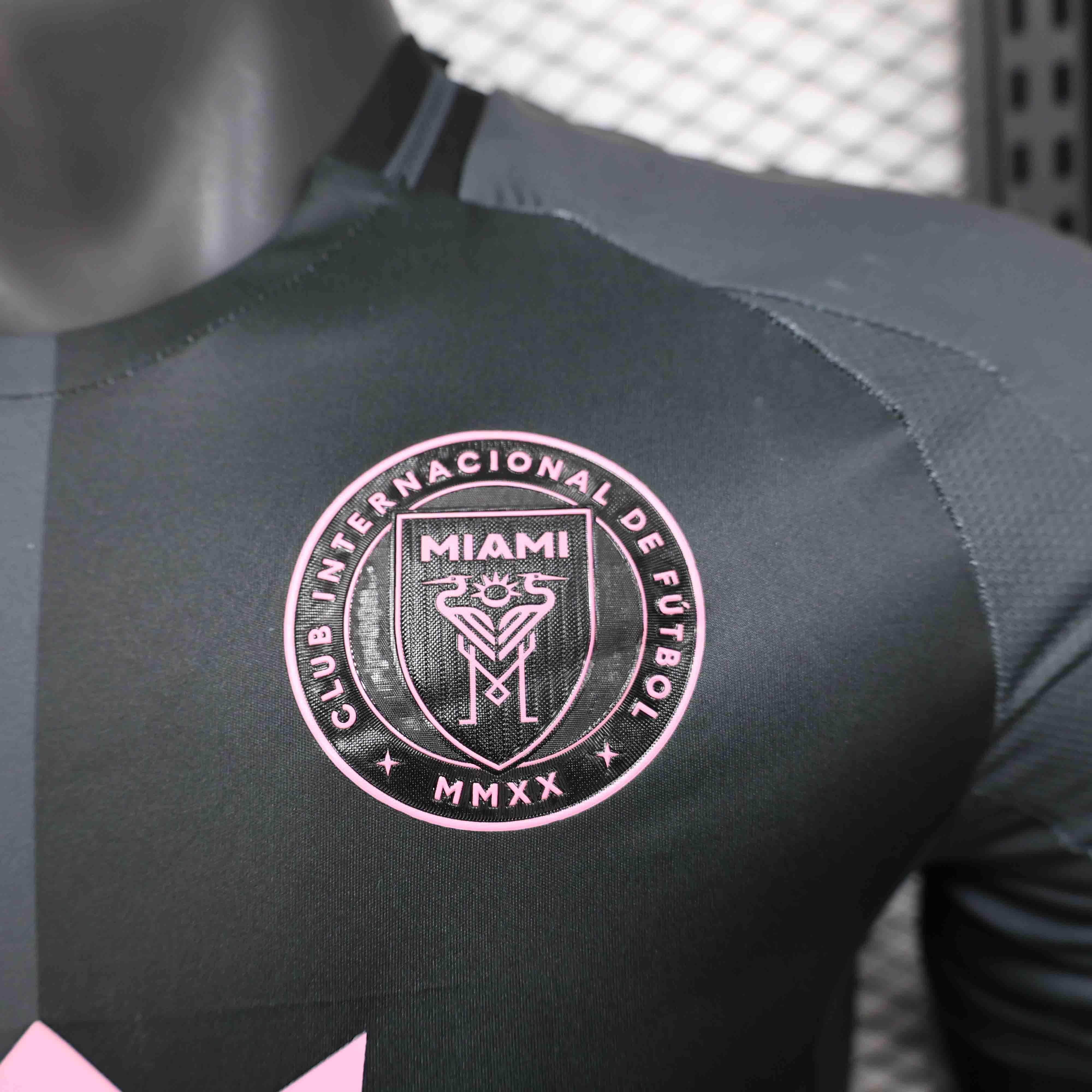 CAMISETA INTER MIAMI Il 25/26 HOMBRE (VERSIÓN JUGADOR) - ZonaCamisetas