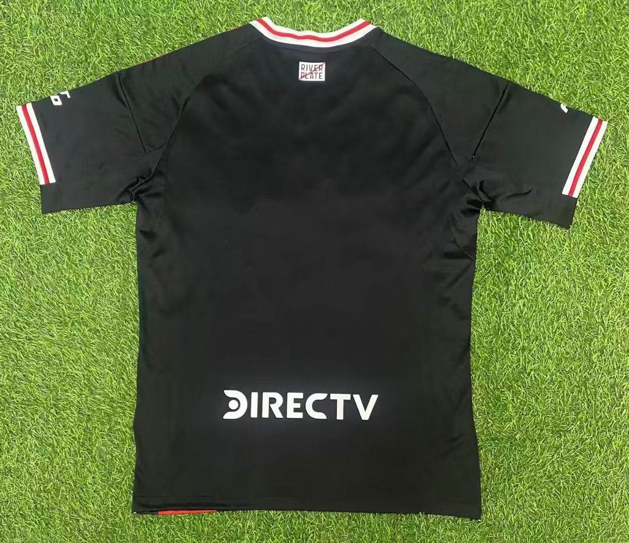 CAMISETA RIVER PLATE II 25/26 HOMBRE (VERSIÓN FAN) - ZonaCamisetas