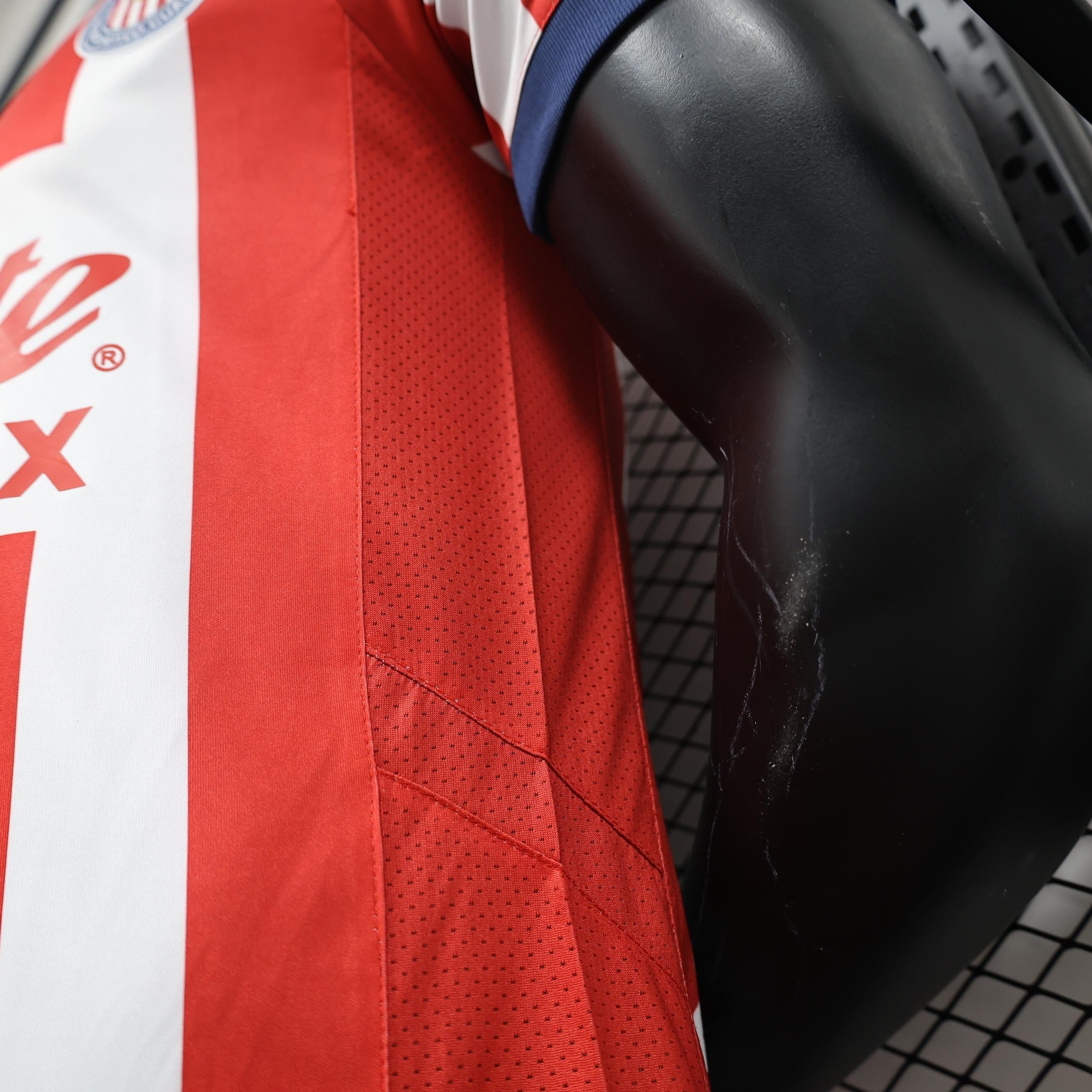 ZonaCamisetas CHIVAS DE GUADALAJARA 24/25 HOMBRE (VERSIÓN JUGADOR) La Pelota Mundo CHIVAS GUADALAJARA