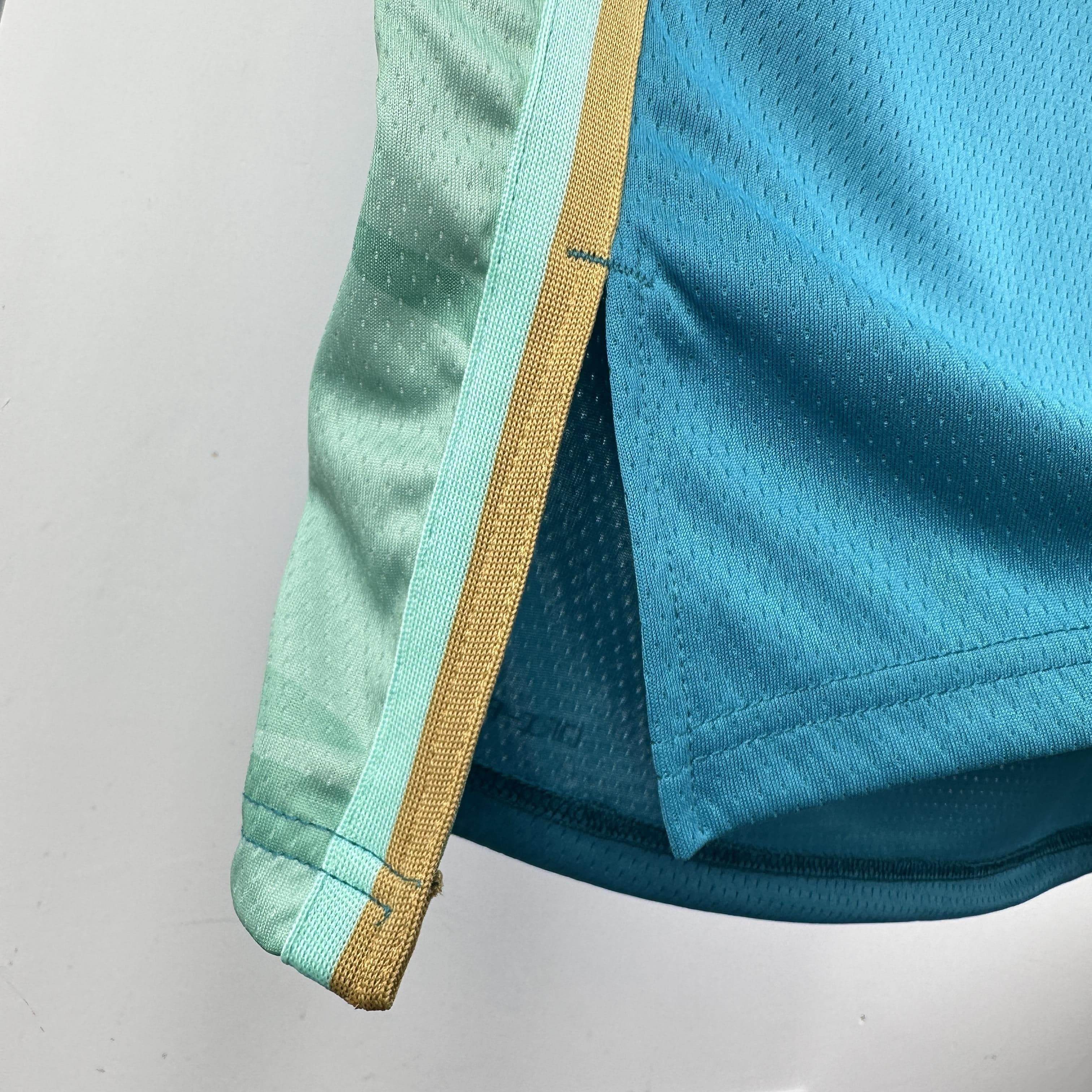 CAMISETA HORNETS SEASON 24 HOMBRE EDICIÓN BALL (NBA) - ZonaCamisetas