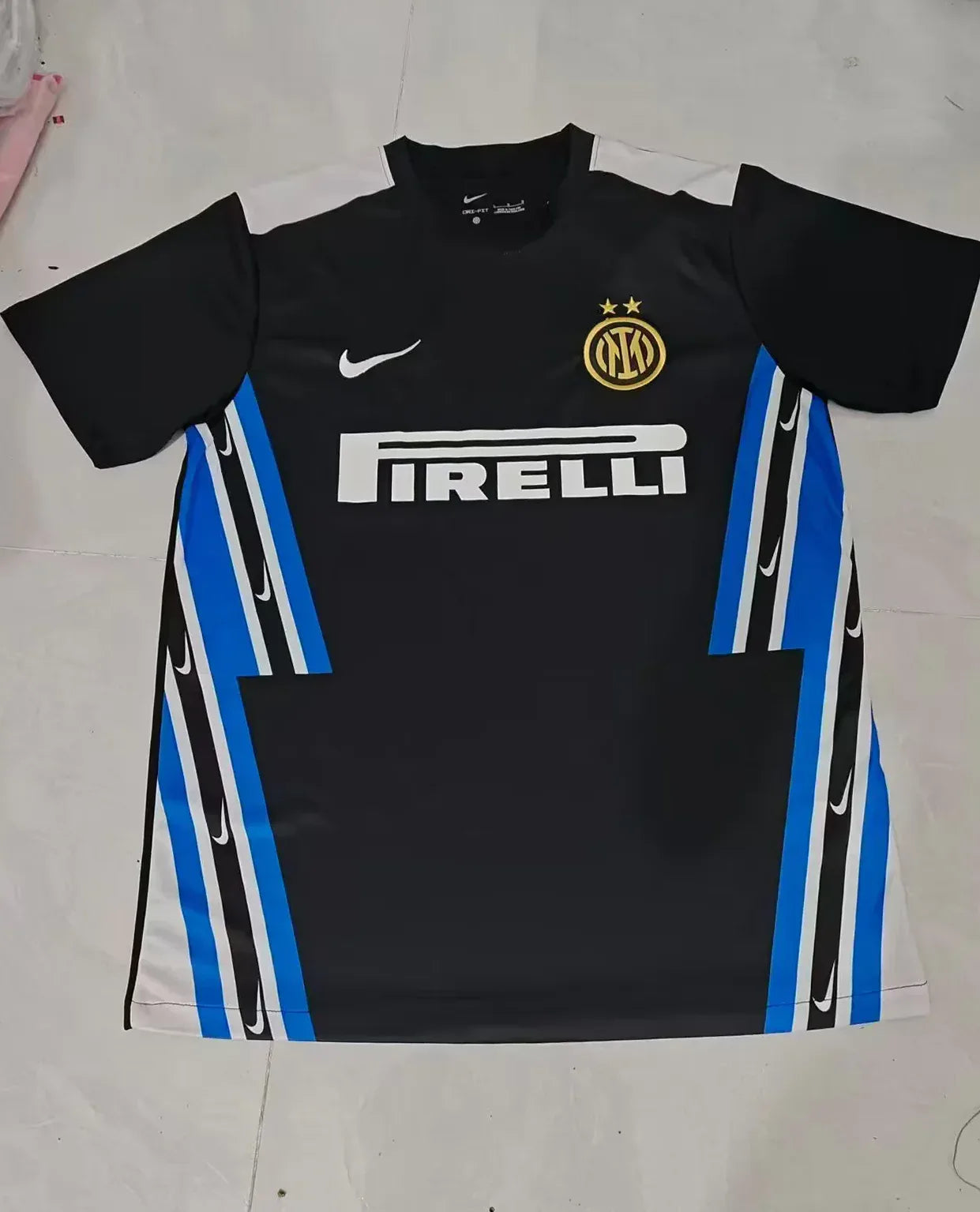 CAMISETA DE ENTRENAMIENTO INTER DE MILAN 25/26 HOMBRE (VERSIÓN FAN) - ZonaCamisetas