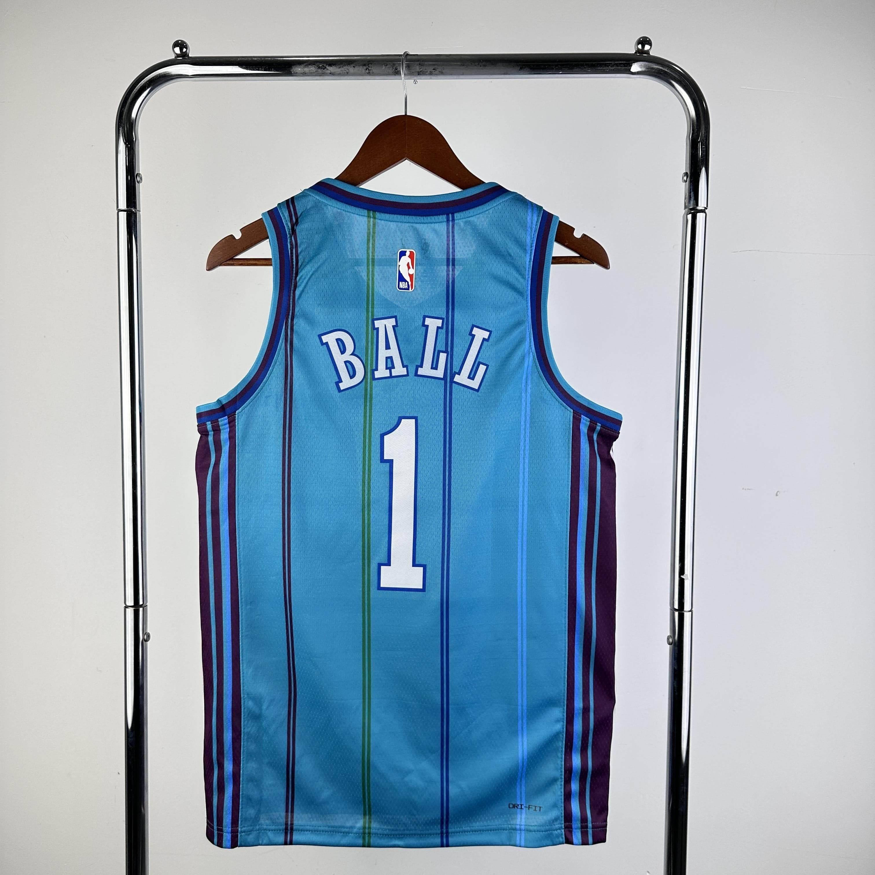 CAMISETA HORNETS SEASON 23/24 HOMBRE EDICIÓN BALL (NBA) - ZonaCamisetas