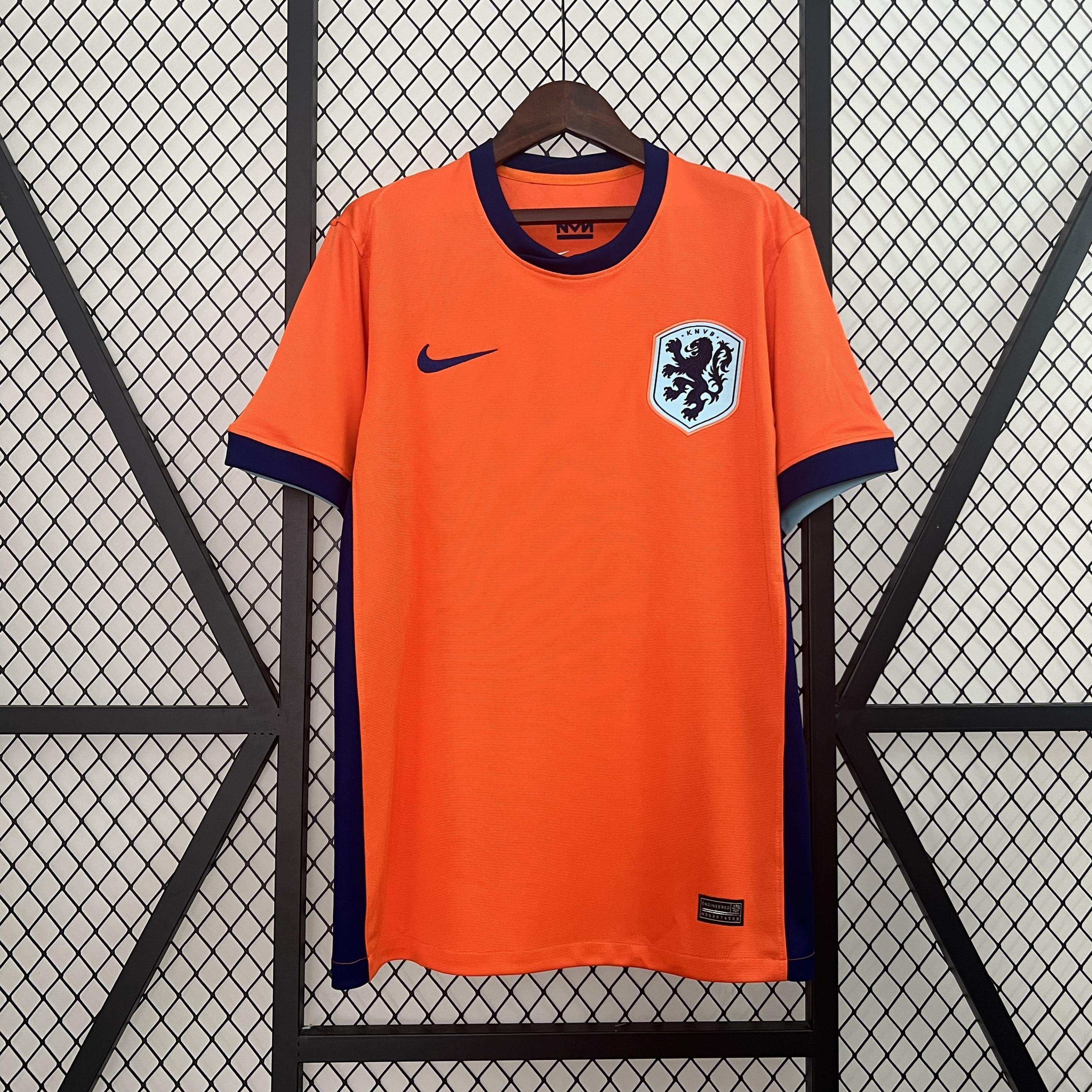 CAMISETA HOLANDA I EURO 2024 HOMBRE (VERSIÓN FAN) - ZonaCamisetas