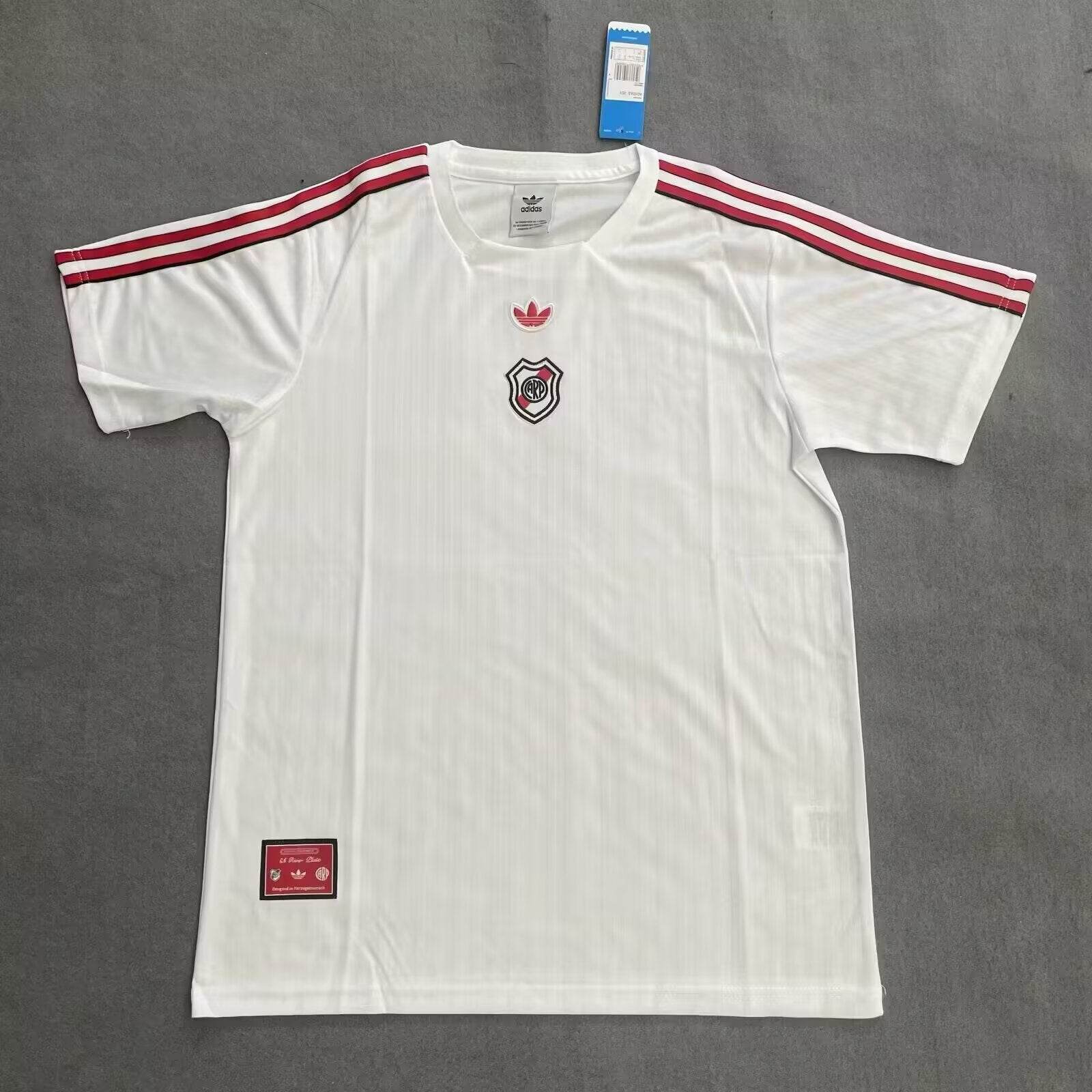 CAMISETA RIVER PLATE ICON 25/26 HOMBRE (VERSIÓN FAN) - ZonaCamisetas