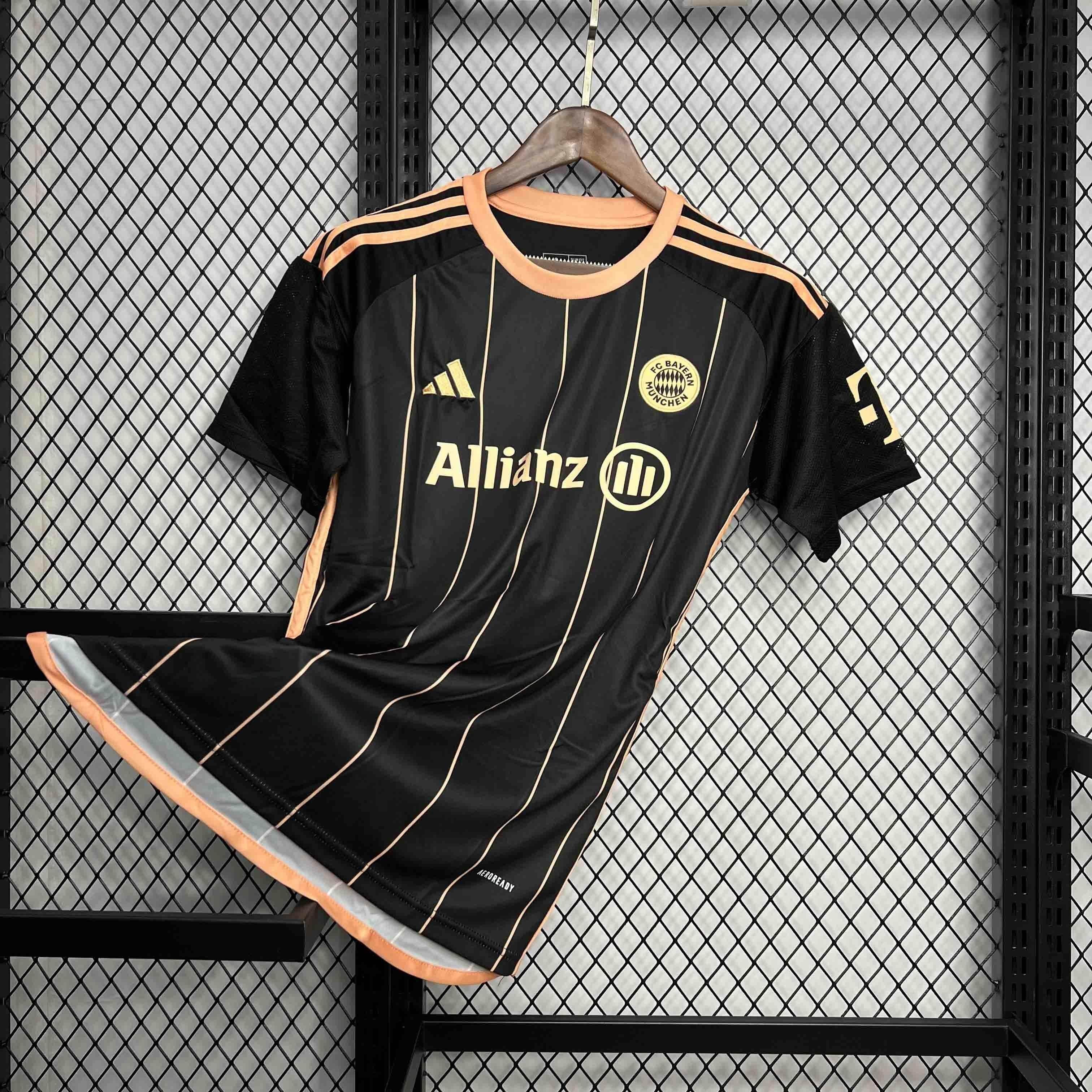 CAMISETA BAYERN MUNICH EDICION ESPECIAL 24/25 HOMBRE (VERSIÓN FAN) - ZonaCamisetas
