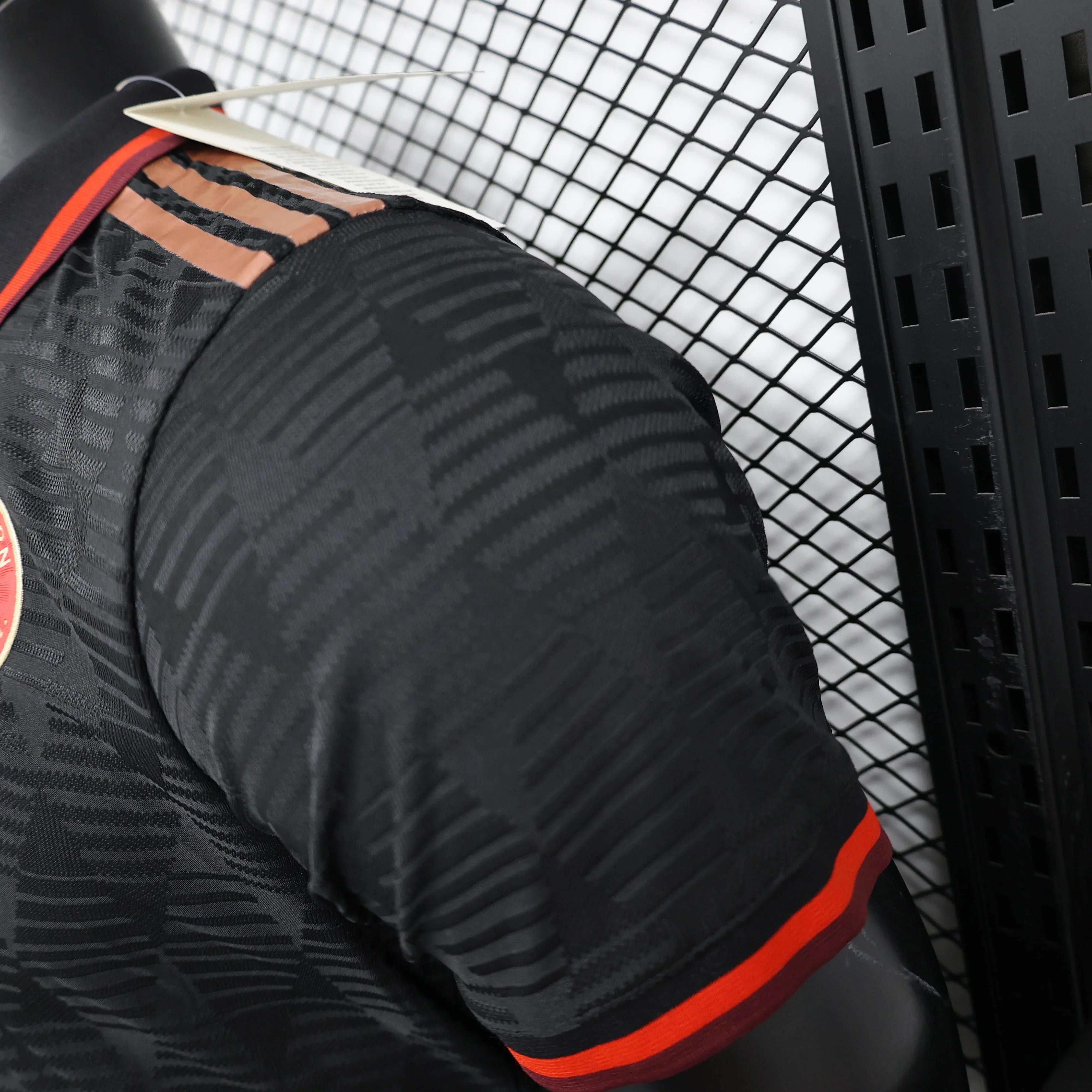 CAMISETA BAYERN DE MUNICH lll 24/25 HOMBRE (VERSIÓN JUGADOR) - ZonaCamisetas