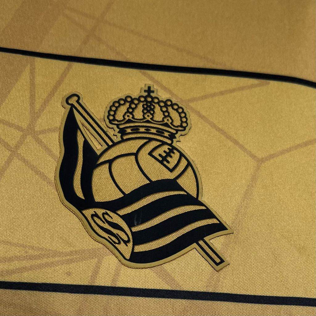 CAMISETA REAL SOCIEDAD Il 24/25 HOMBRE (VERSIÓN FAN) - ZonaCamisetas