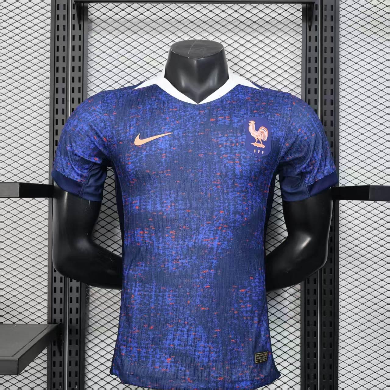 CAMISETA FRANCIA I 25/26 HOMBRE (VERSIÓN JUGADOR) - ZonaCamisetas