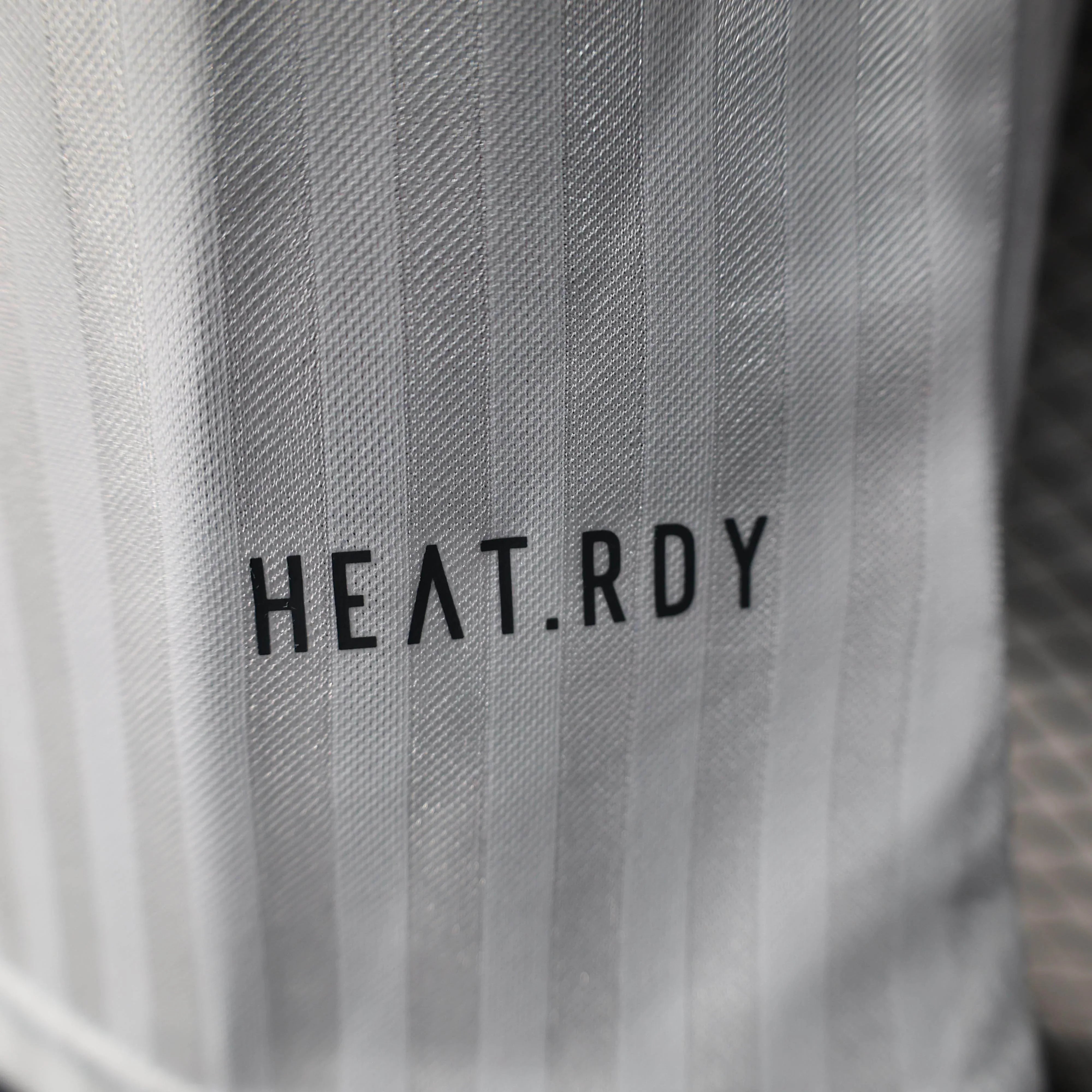 CAMISETA OLYMPIQUE DE LYON I 25/26 HOMBRE (VERSIÓN JUGADOR) - ZonaCamisetas