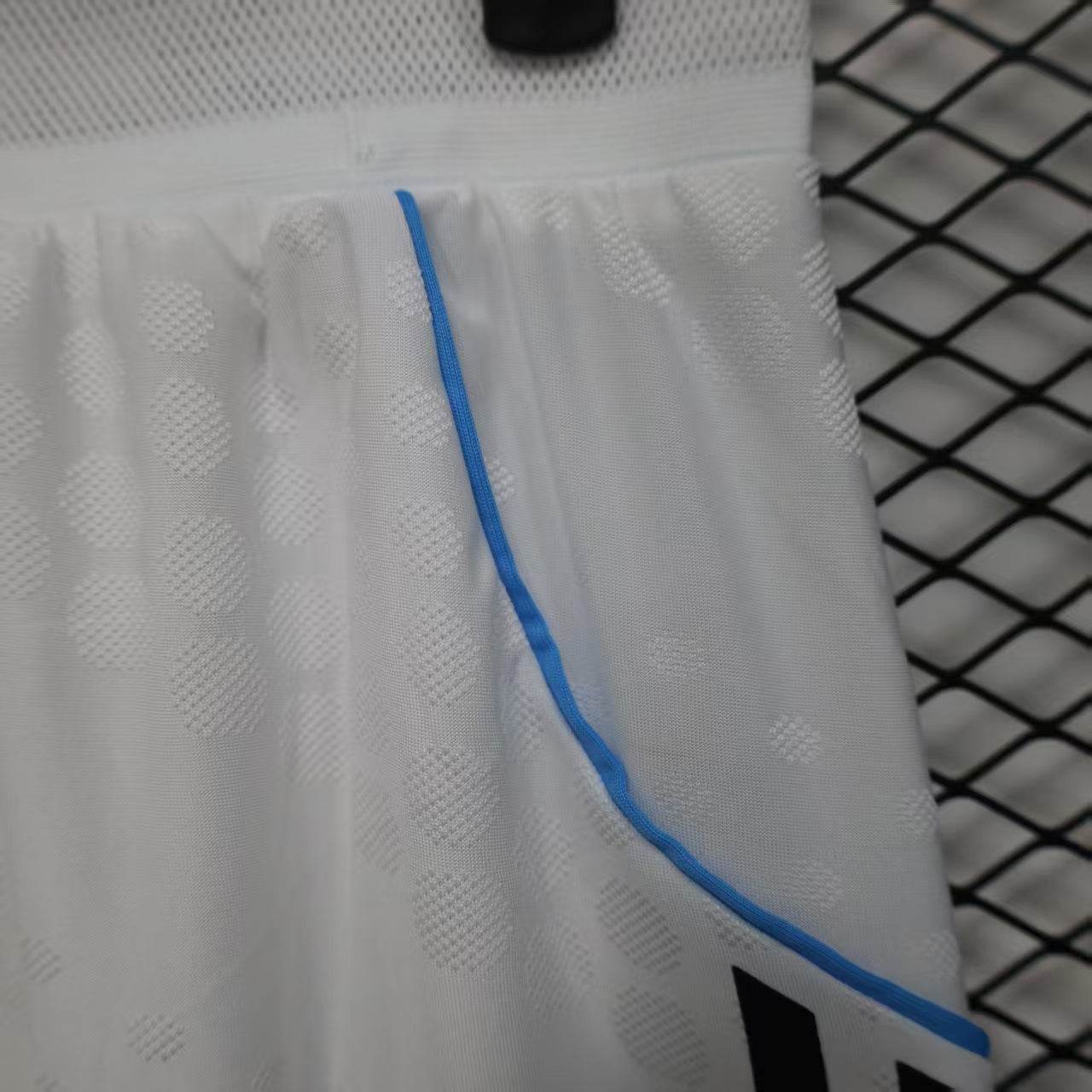 NEWCASTLE SHORT I 25/26 - ZonaCamisetas