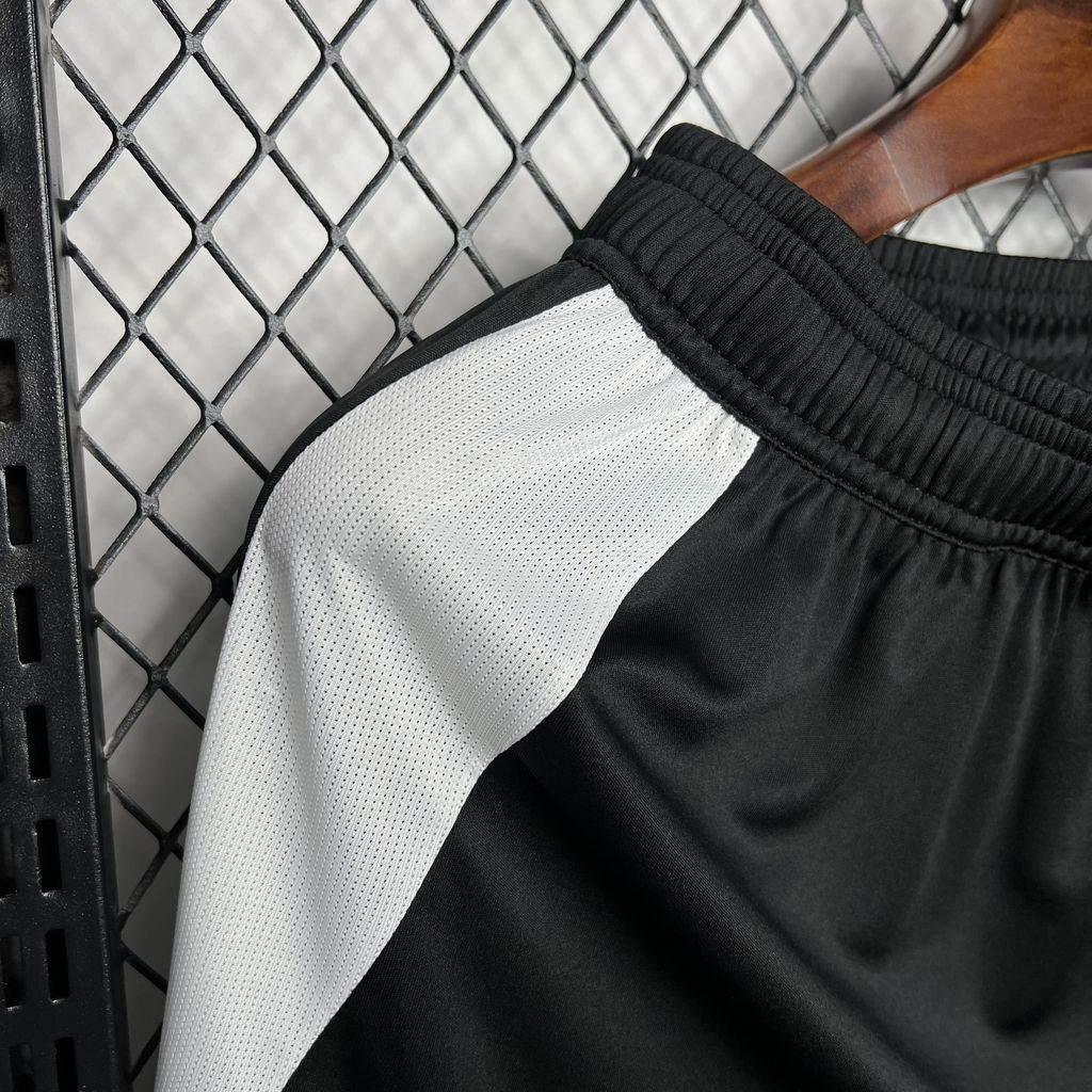 JUVENTUS SHORT I 24/25 - ZonaCamisetas