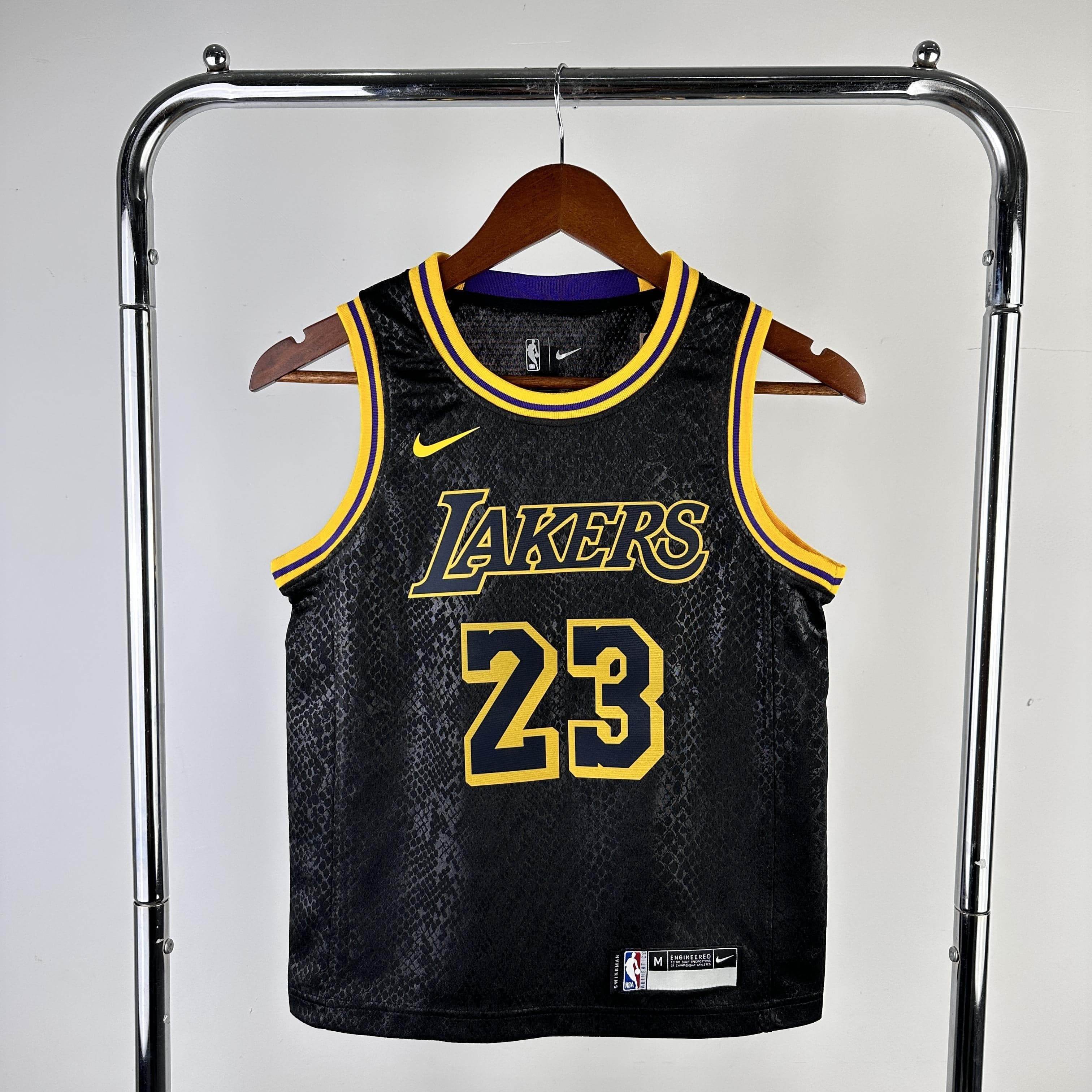 CAMISETA LAKERS SEASON 24 HOMBRE EDICION JAMES (NBA) - ZonaCamisetas