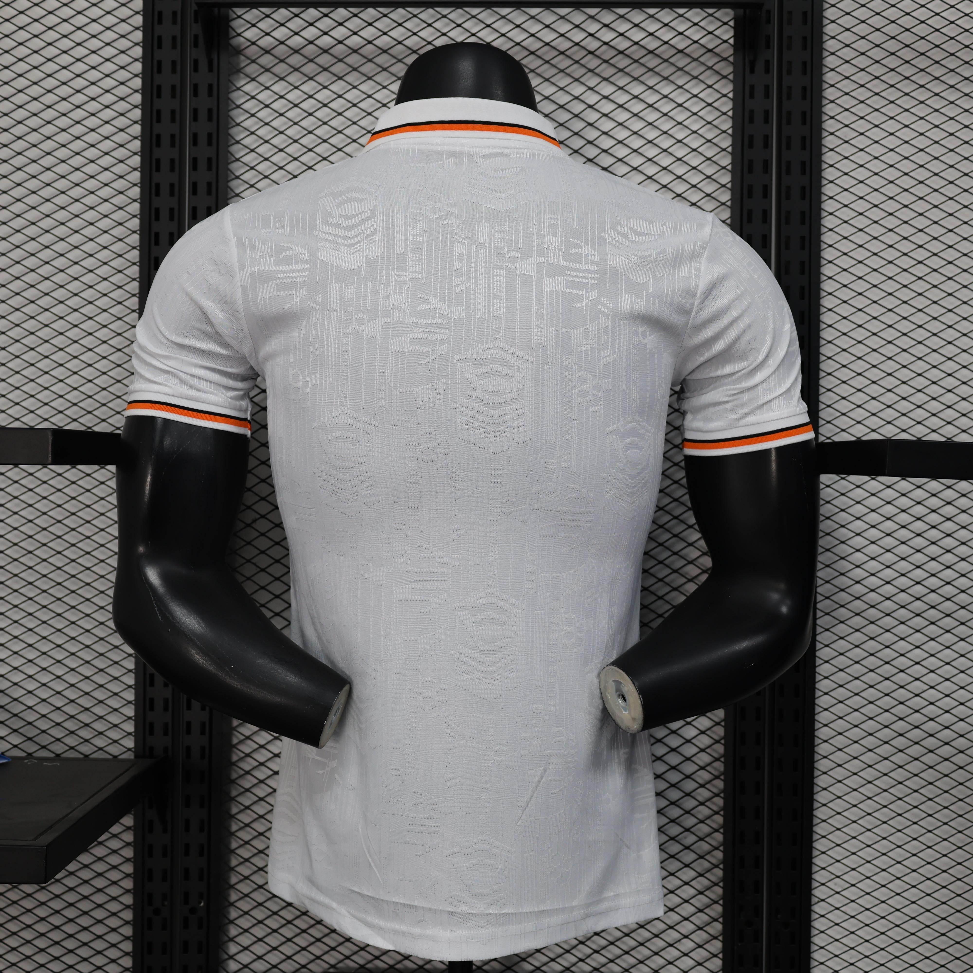 CAMISETA JAPÓN ESPECIAL GOKU l 25/26 HOMBRE (VERSIÓN JUGADOR) - ZonaCamisetas