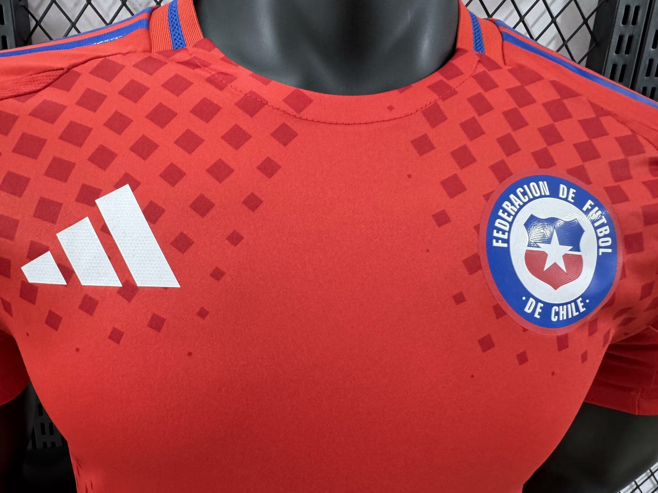ZonaCamisetas CHILE I COPA AMÉRICA 2024 HOMBRE (VERSIÓN JUGADOR) La Pelota Mundo CHILE