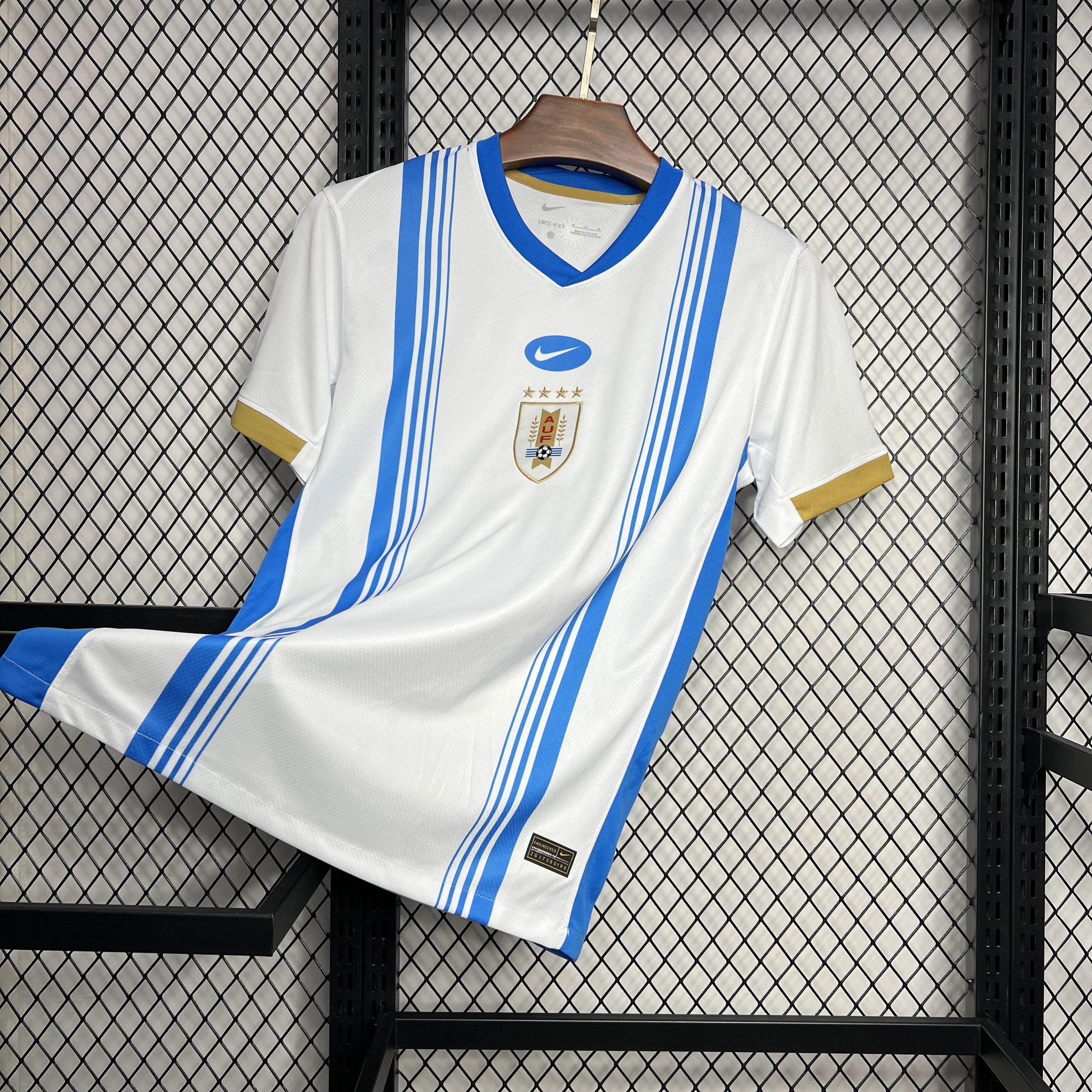 CAMISETA URUGUAY PREMATCH 2024 HOMBRE (VERSIÓN FAN) - ZonaCamisetas