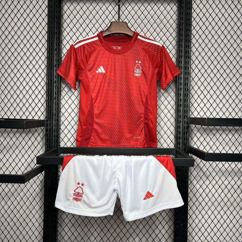 CAMISETA NOTTHINGHAM FOREST 24/25 CONJUNTO INFANTIL - ZonaCamisetas