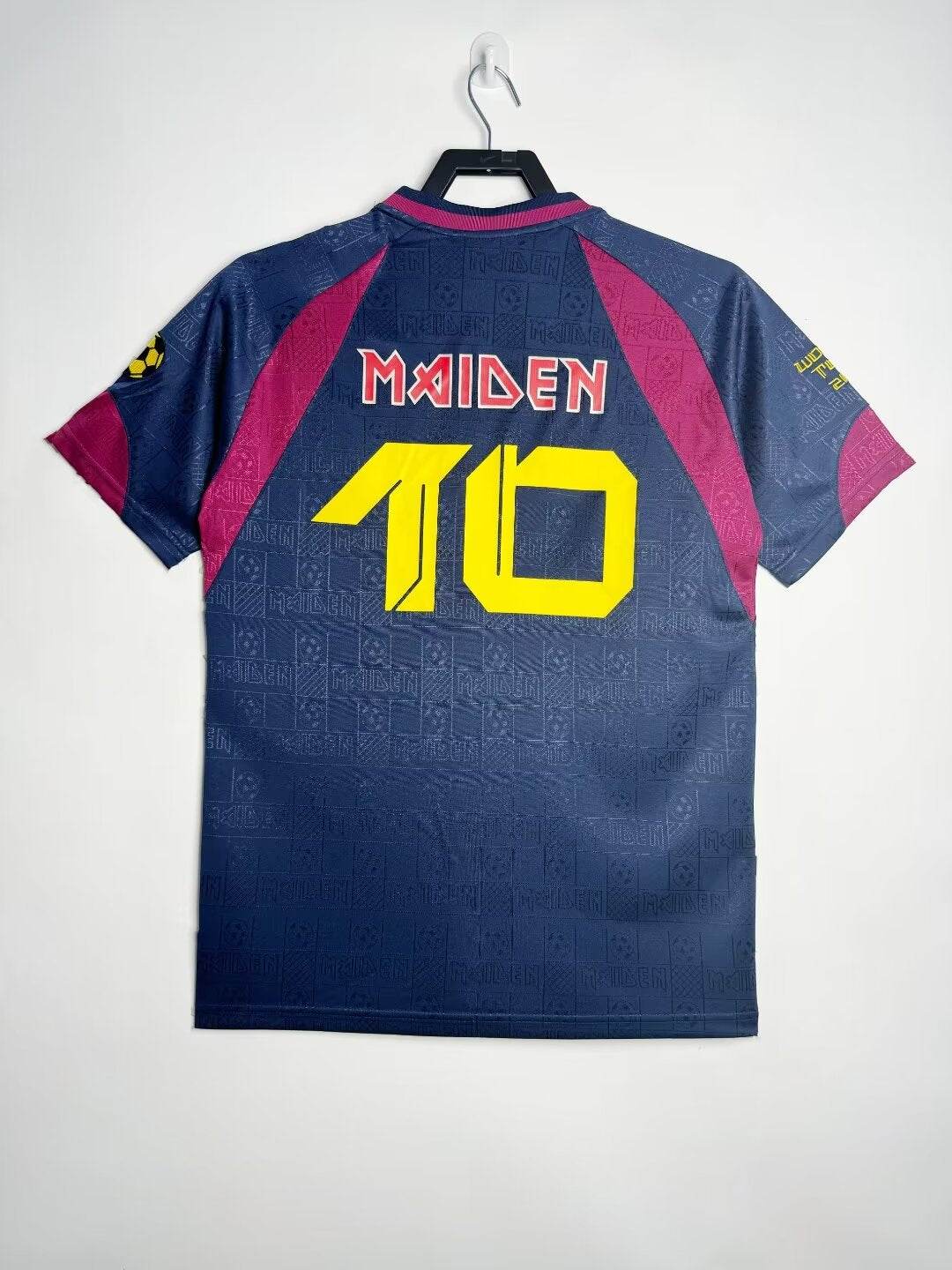 CAMISETA WEST HAM IRON MAIDEN 2010 HOMBRE (RETRO) - ZonaCamisetas