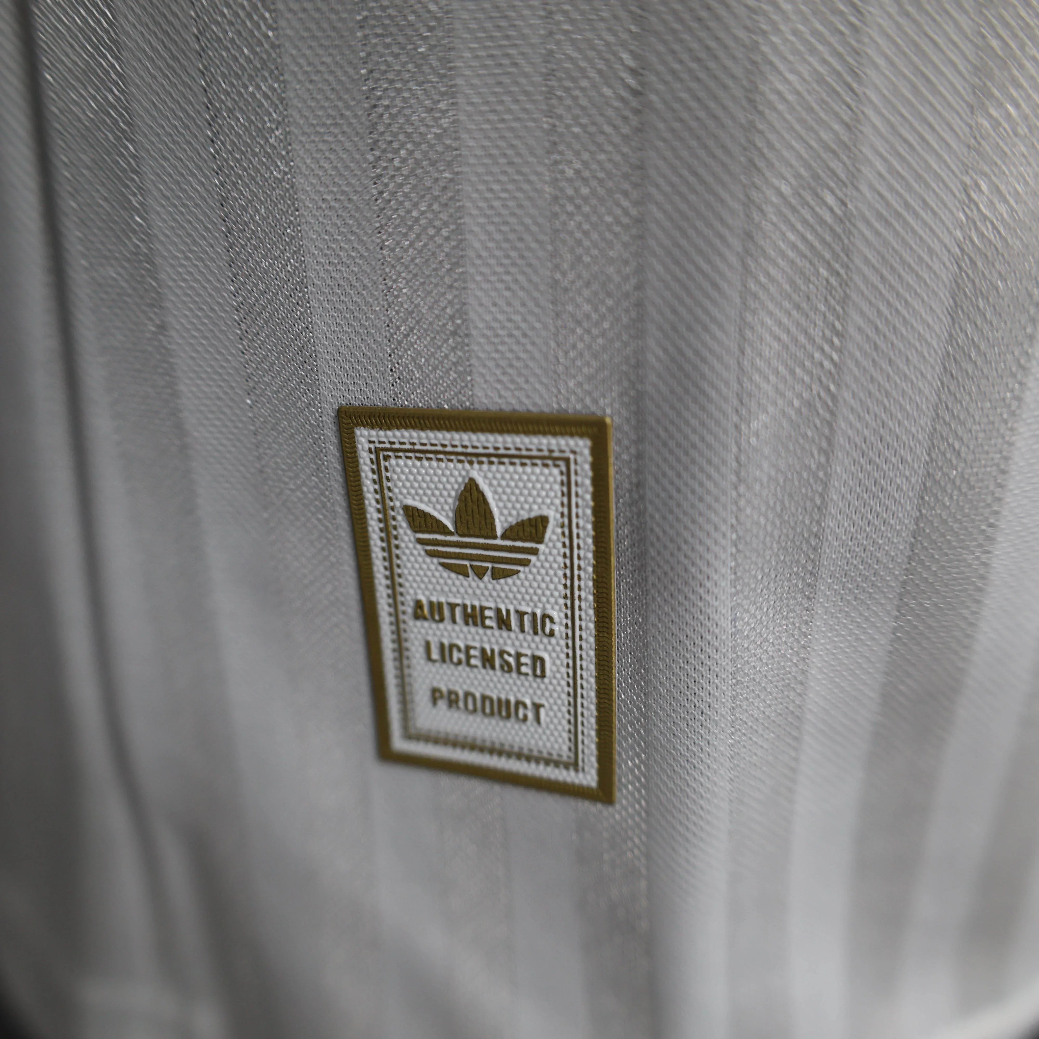 CAMISETA OLYMPIQUE DE LYON I 25/26 HOMBRE (VERSIÓN JUGADOR) - ZonaCamisetas