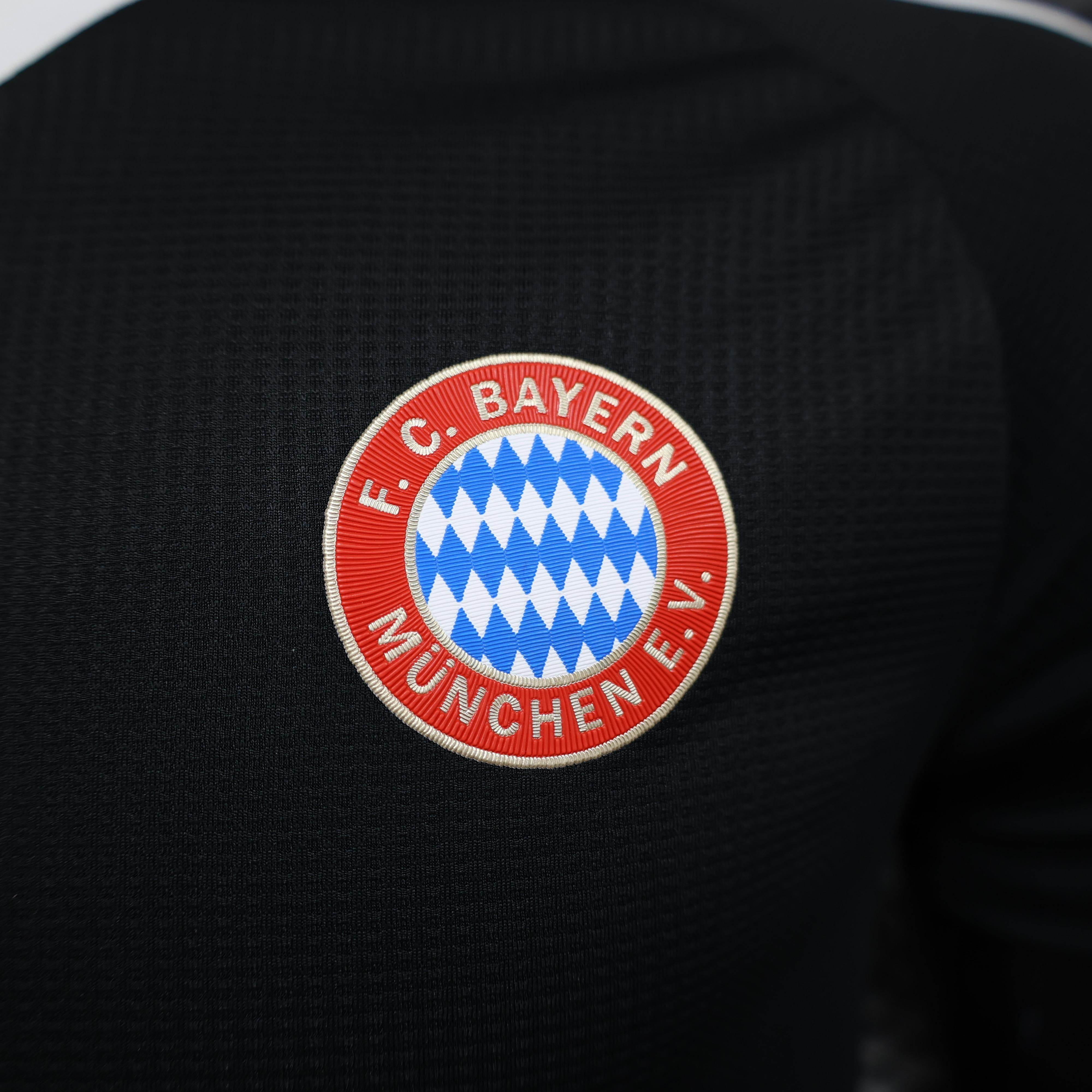 CAMISETA BAYERN DE MUNICH lll 24/25 HOMBRE (VERSIÓN JUGADOR) - ZonaCamisetas