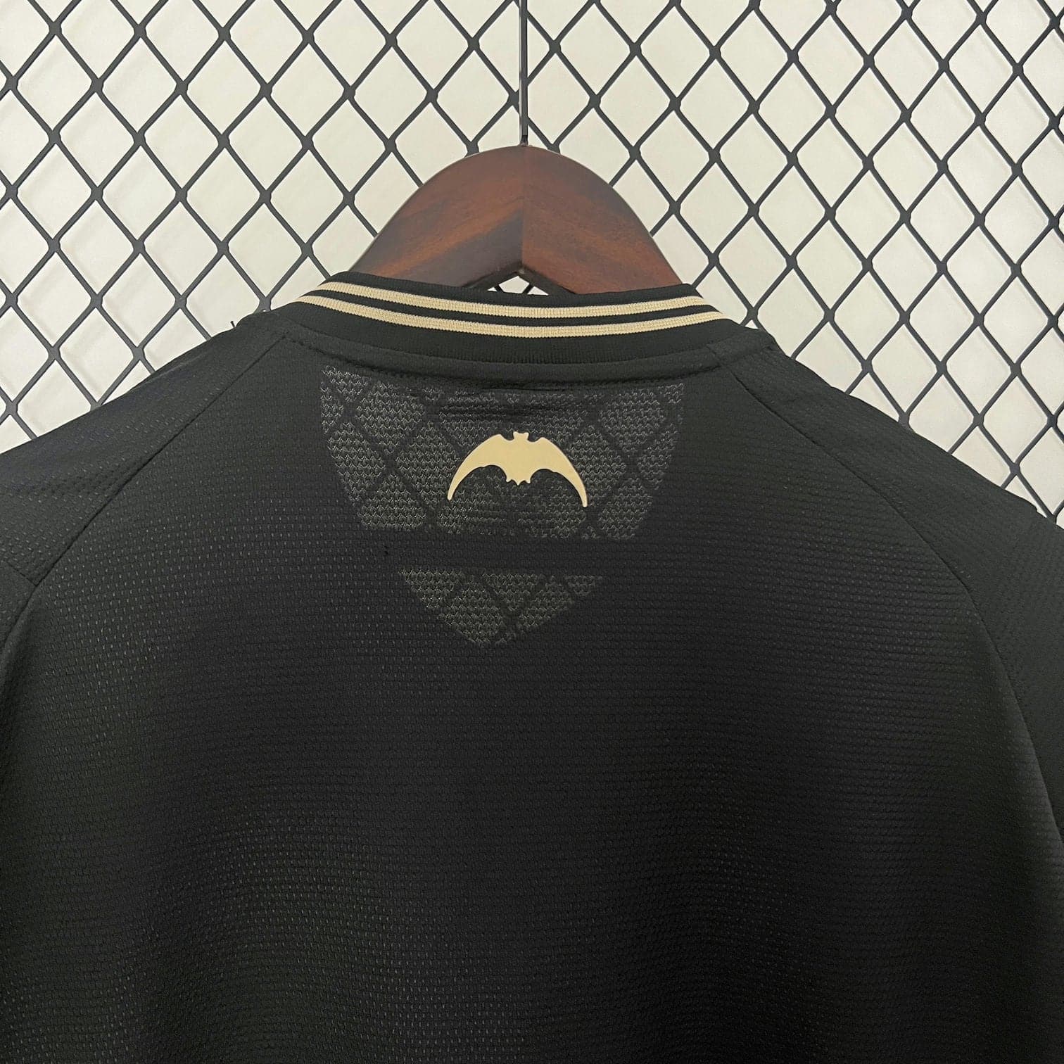 CAMISETA VALENCIA I 24/25 HOMBRE (VERSIÓN FAN)