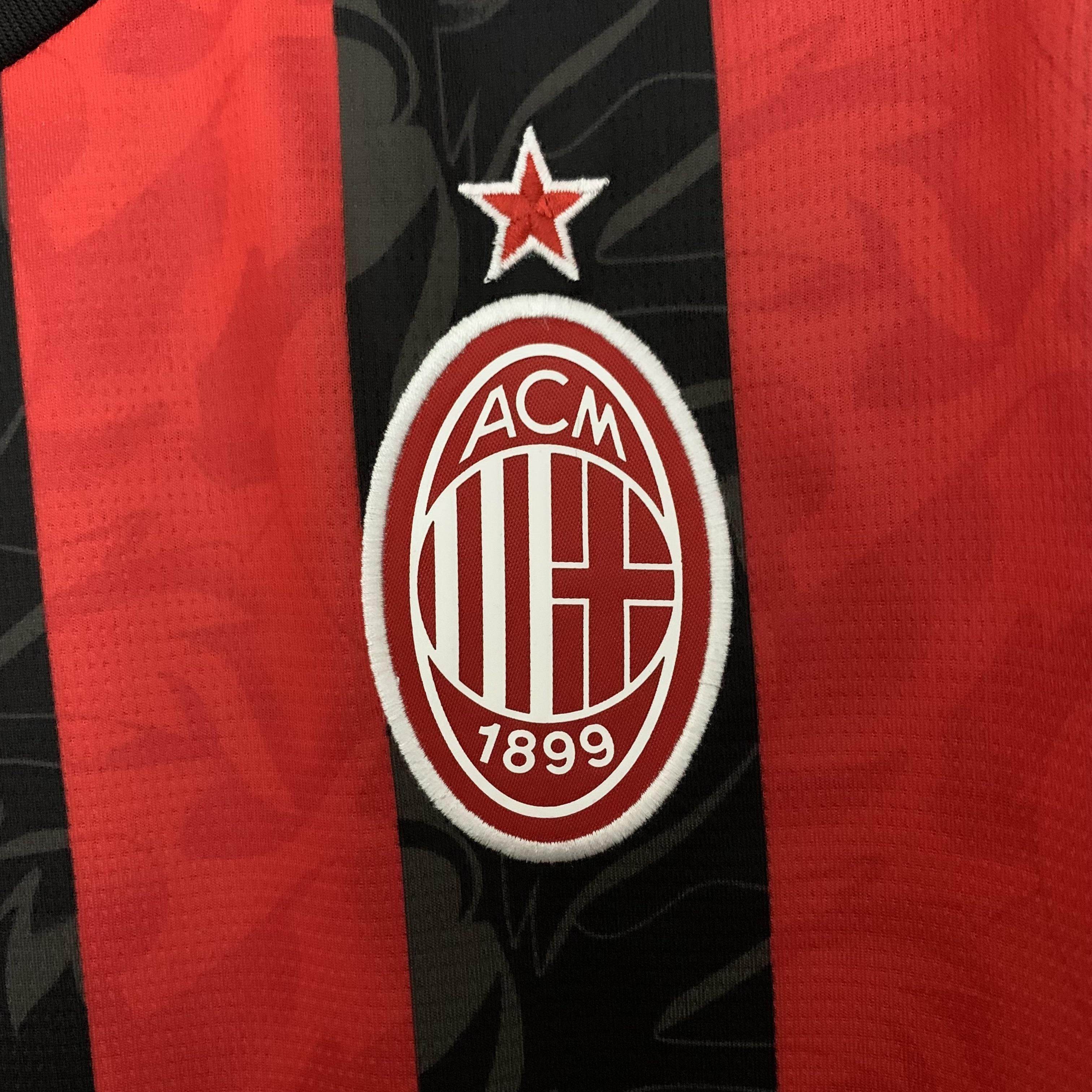 CAMISETA AC MILAN I 25/26 HOMBRE (VERSIÓN FAN) - ZonaCamisetas