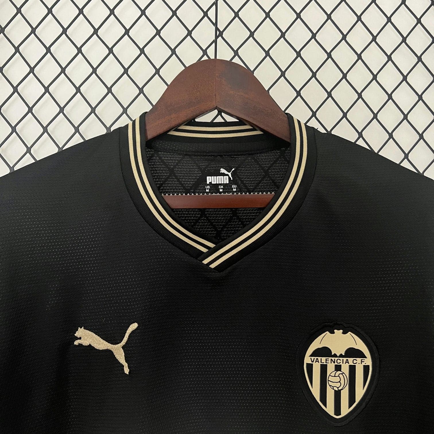CAMISETA VALENCIA I 24/25 HOMBRE (VERSIÓN FAN)