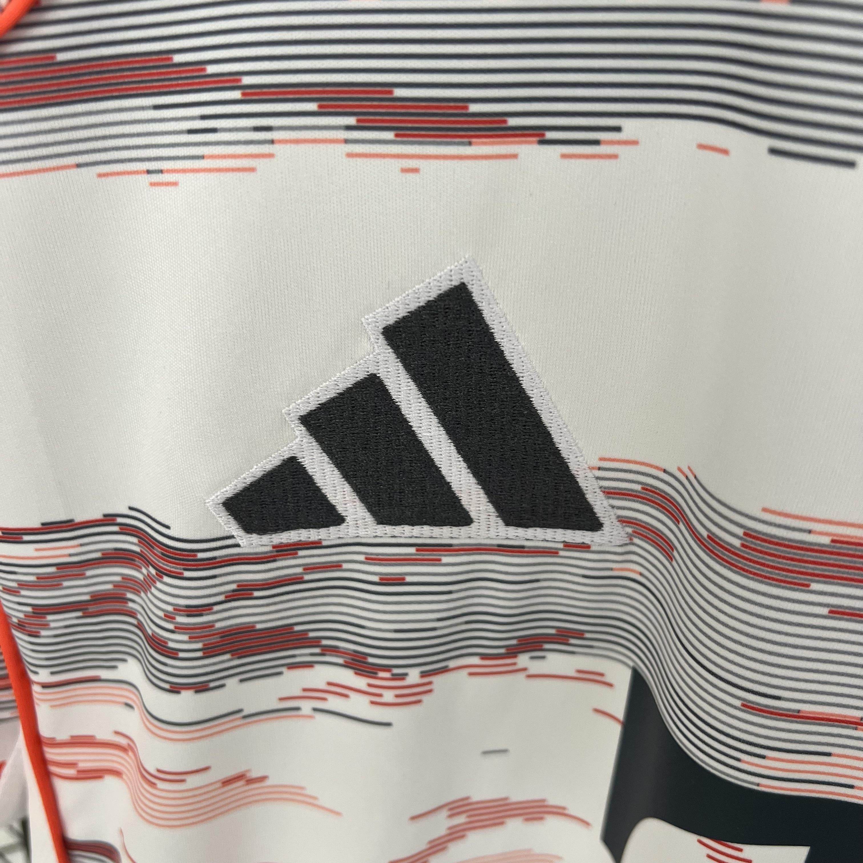 CAMISETA BAYERN MUNICH II 25/26 HOMBRE (VERSIÓN FAN) - ZonaCamisetas