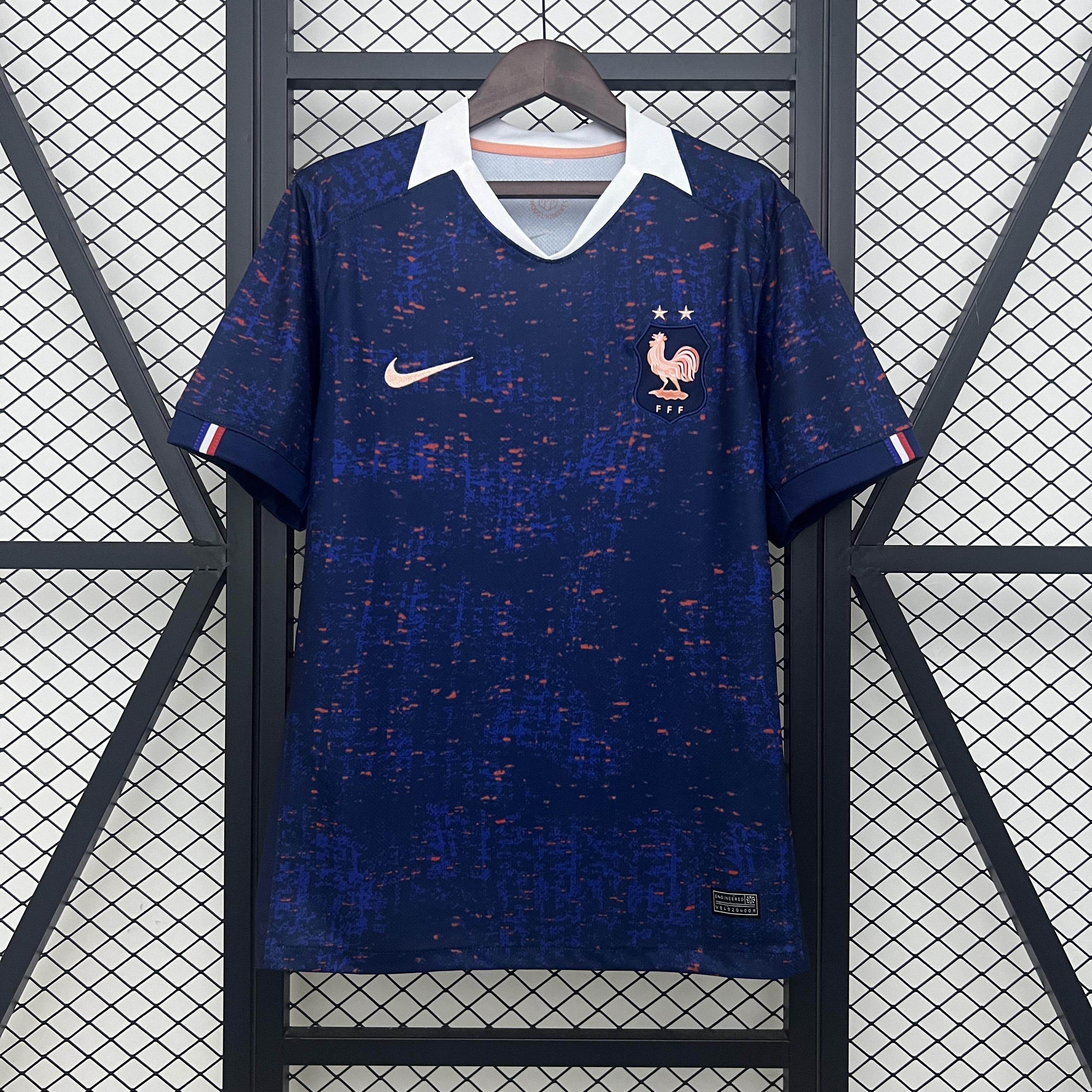 CAMISETA FRANCIA I 25/26 HOMBRE (VERSIÓN FAN) - ZonaCamisetas