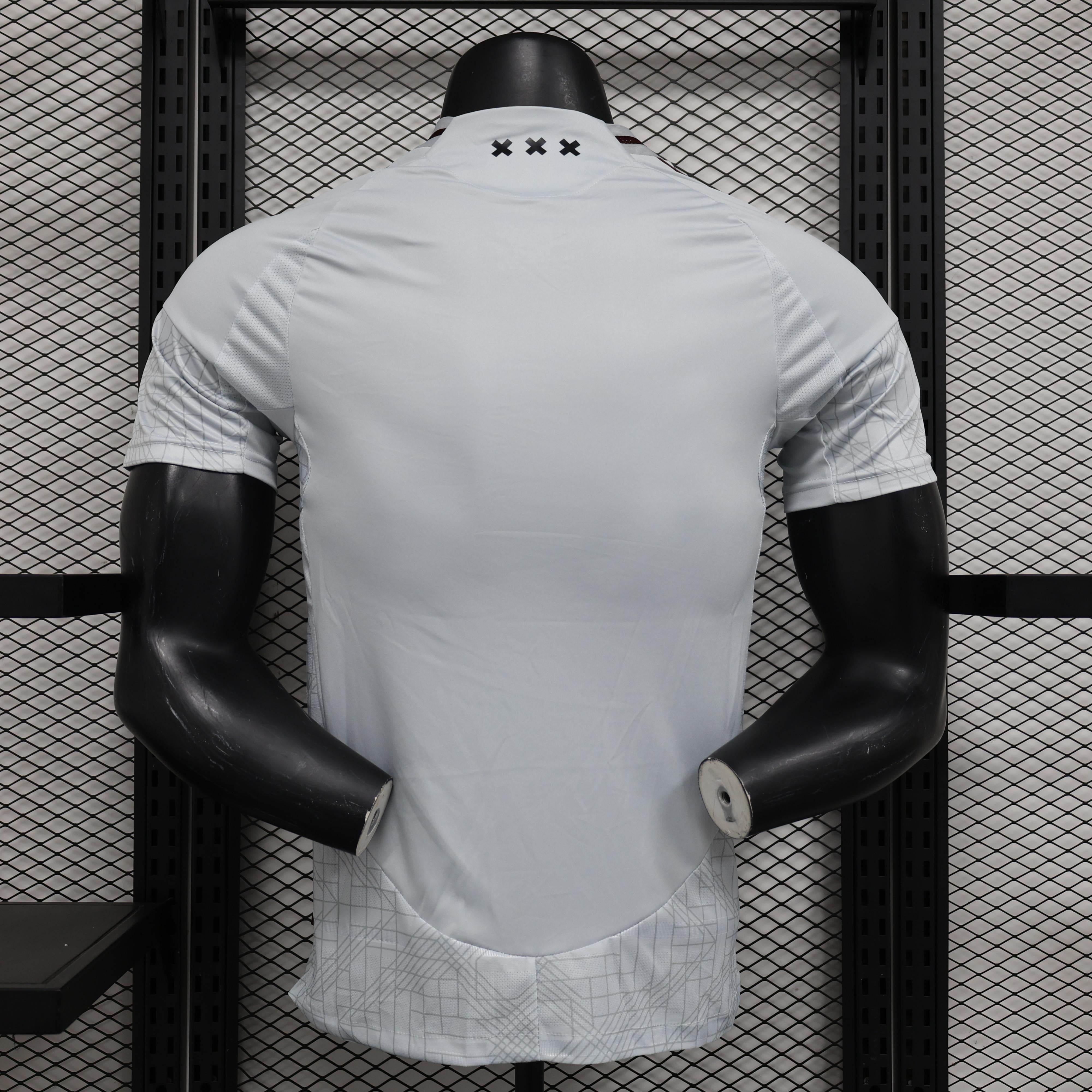 CAMISETA AJAX Il 24/25 HOMBRE (VERSIÓN JUGADOR) - ZonaCamisetas