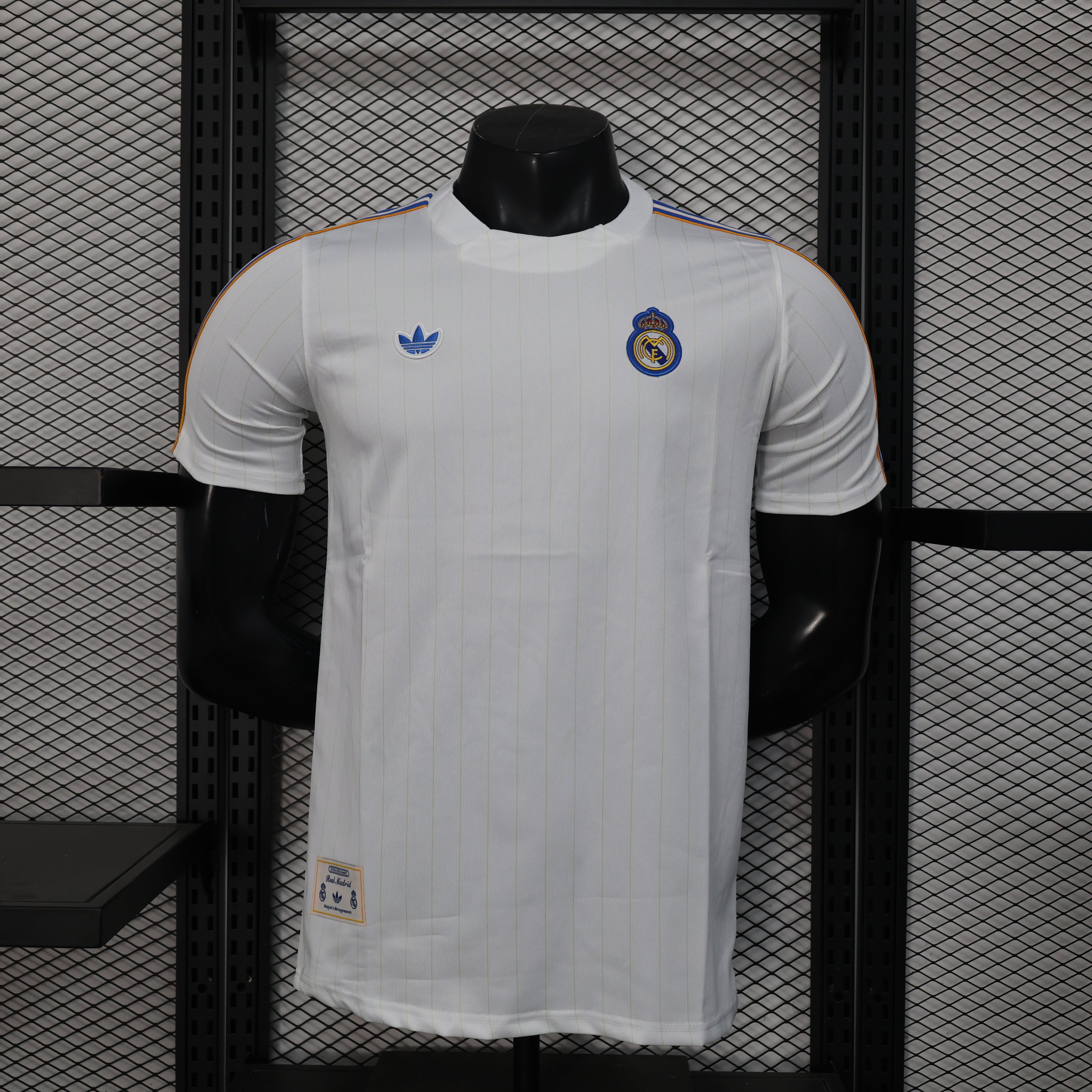CAMISETA REAL MADRID ICON 25/26 (VERSIÓN JUGADOR)