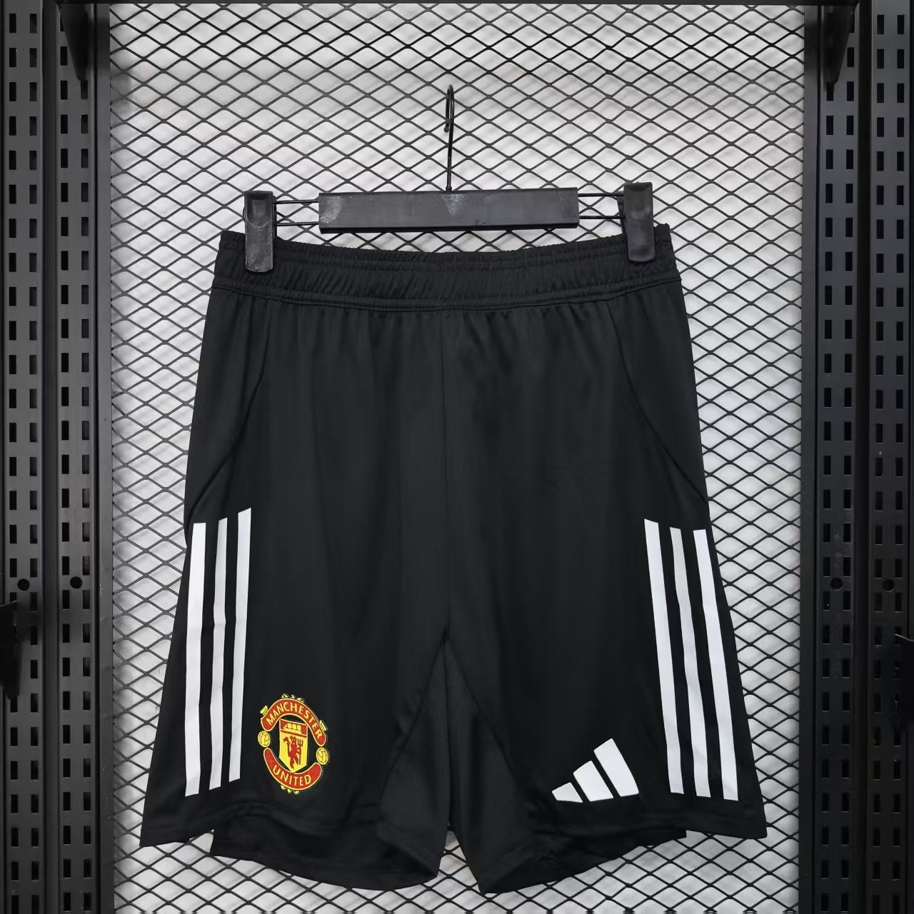 MANCHESTER UNITED SHORT IIl 25/26