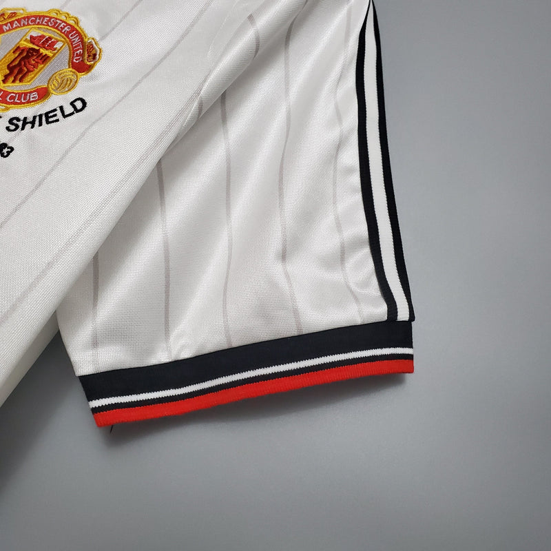 CAMISETA MANCHESTER UNITED II 1983 HOMBRE (RETRO)