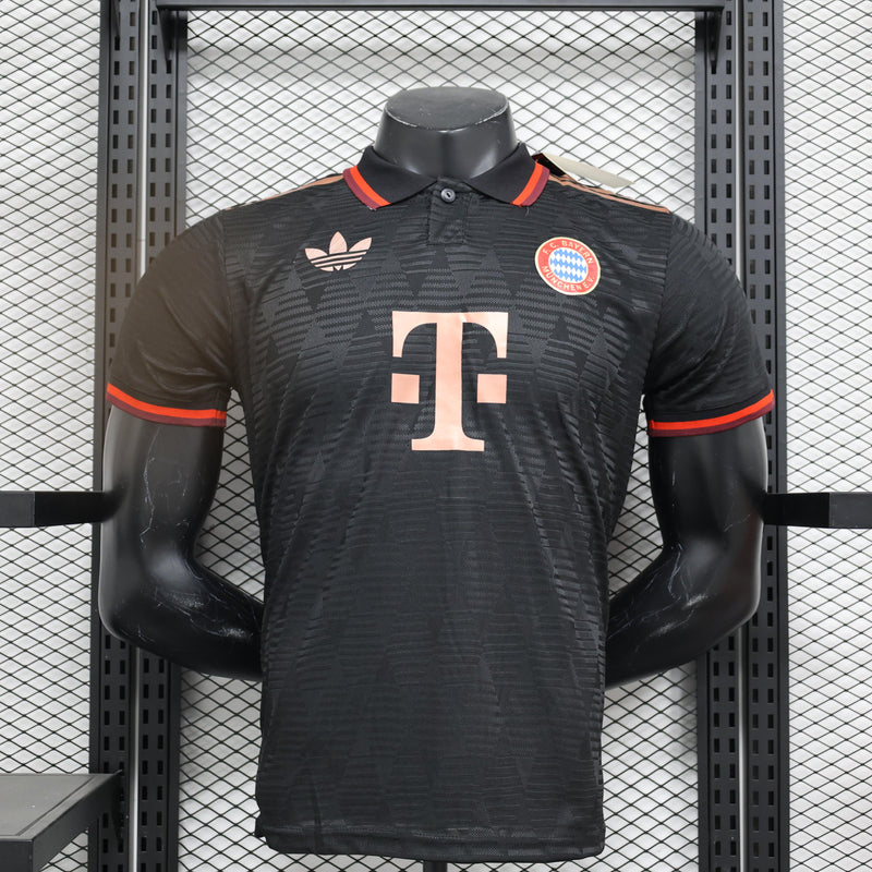 CAMISETA BAYERN DE MUNICH lll 24/25 HOMBRE (VERSIÓN JUGADOR)