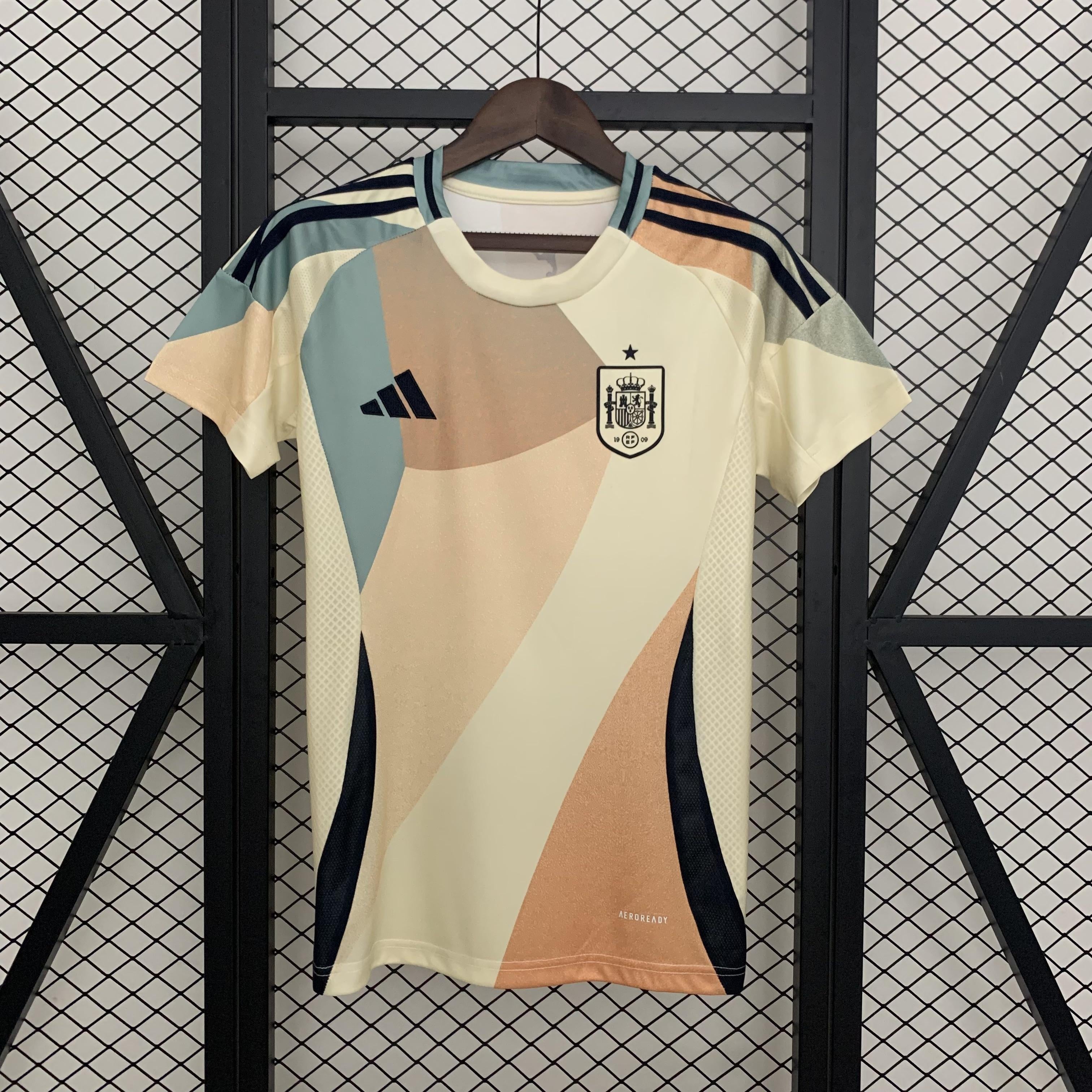 CAMISETA ESPAÑA Il 25/26 MUJER (VERSIÓN FAN)