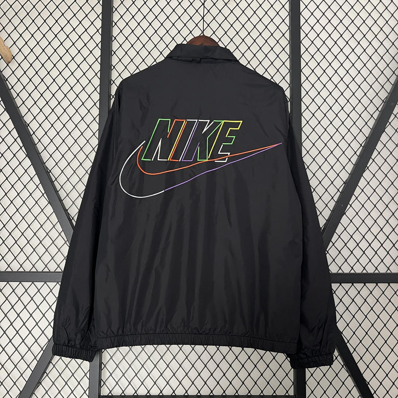 CORTAVIENTO NIKE BLACK 2024