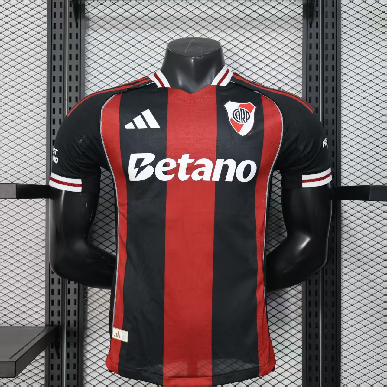 CAMISETA RIVER PLATE II 25/26 HOMBRE (VERSIÓN JUGADOR)