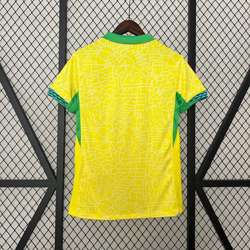 CAMISETA BRASIL I 2024 MUJER (VERSIÓN FAN)