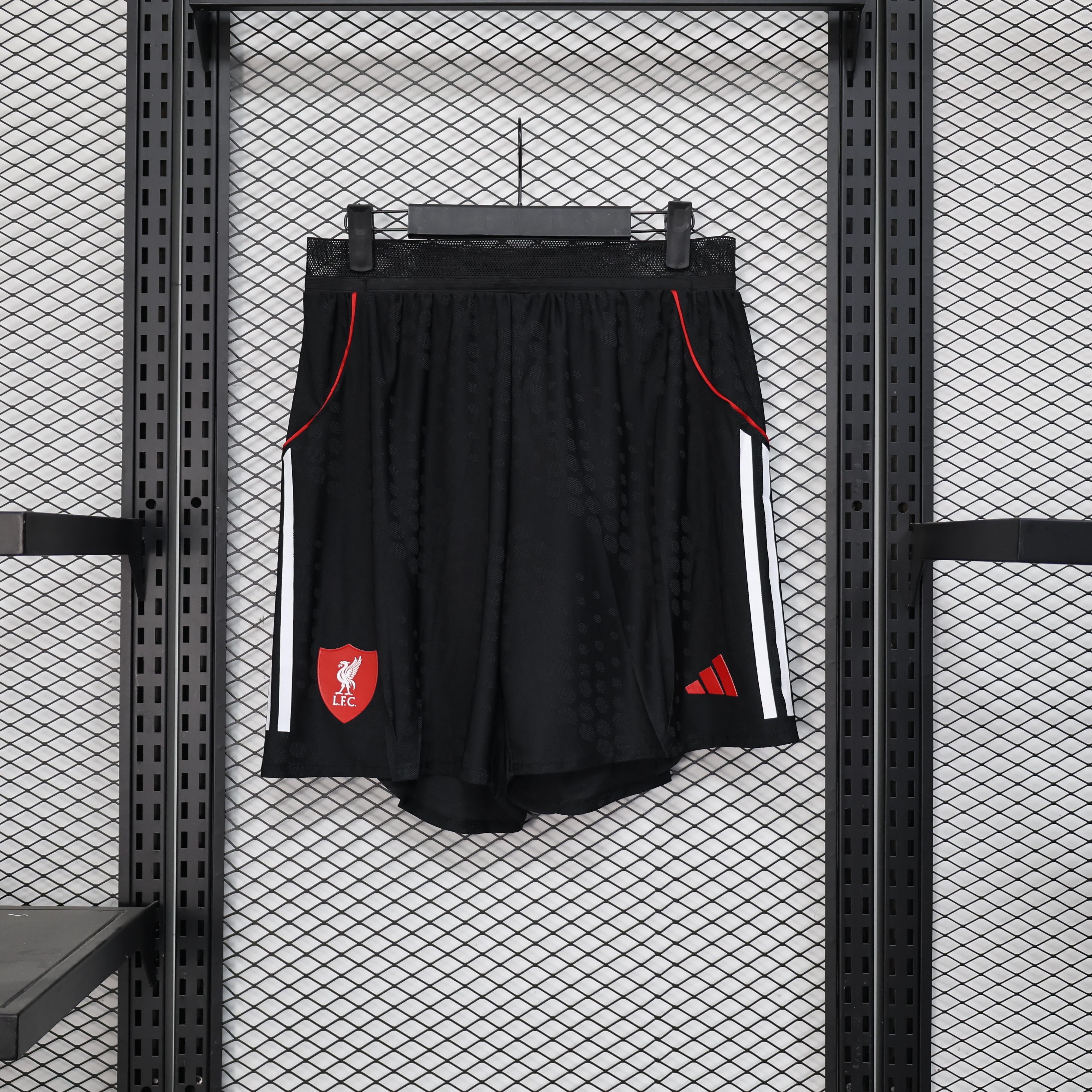 LIVERPOOL SHORT lI 25/26