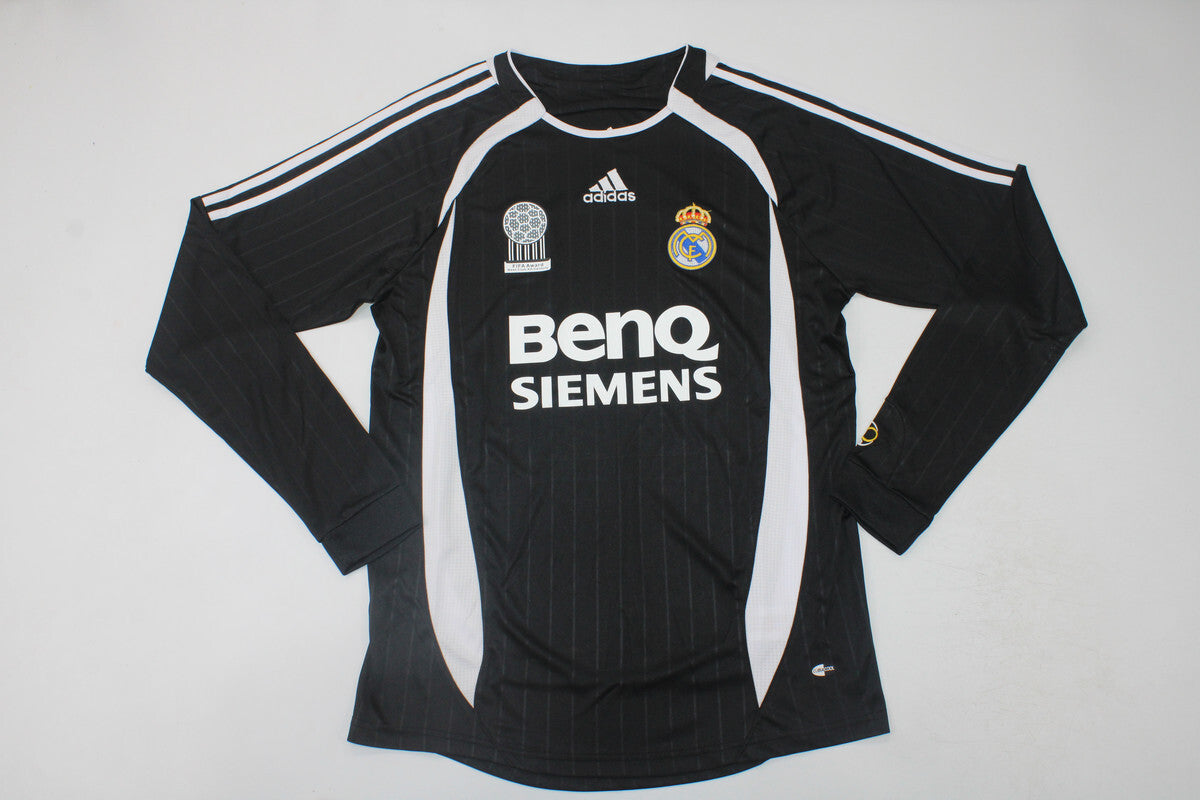 CAMISETA REAL MADRID l 06/07 MANGA LARGA HOMBRE (RETRO)