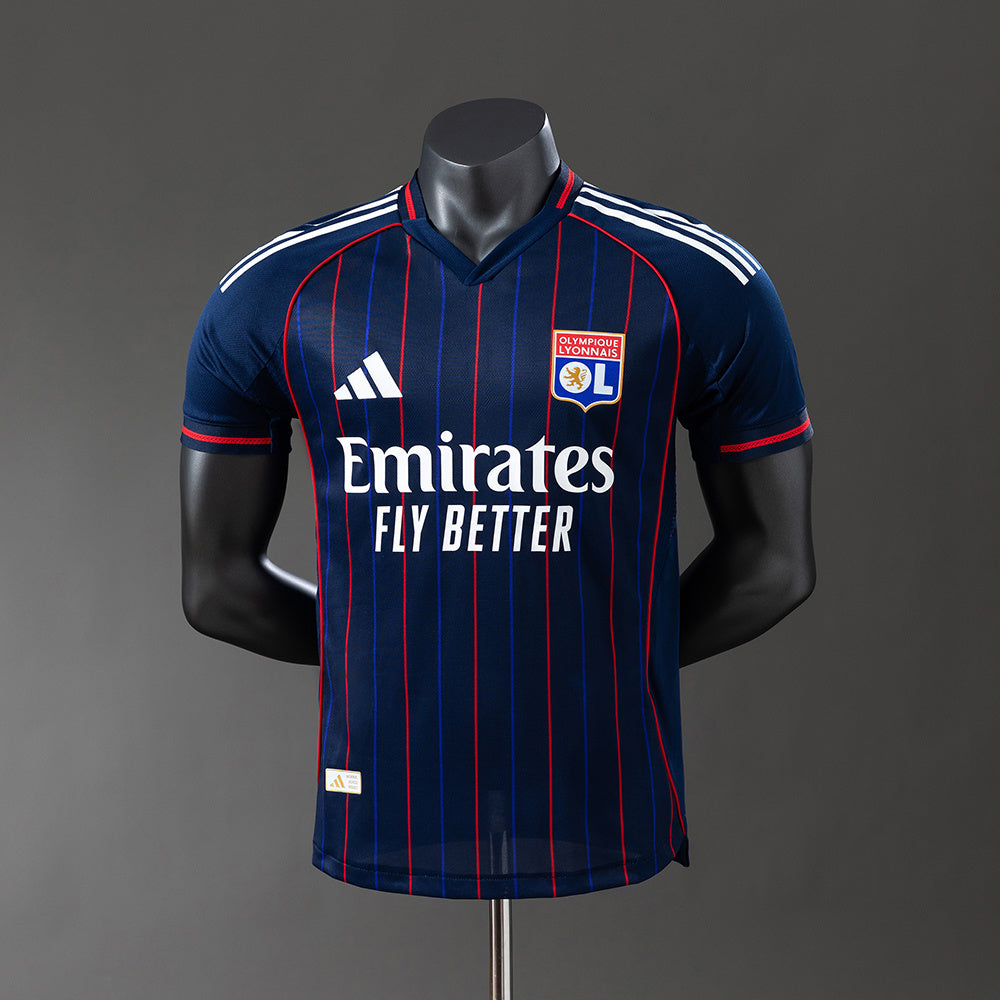 CAMISETA OLYMPIQUE DE LYON II 25/26 HOMBRE (VERSIÓN JUGADOR)