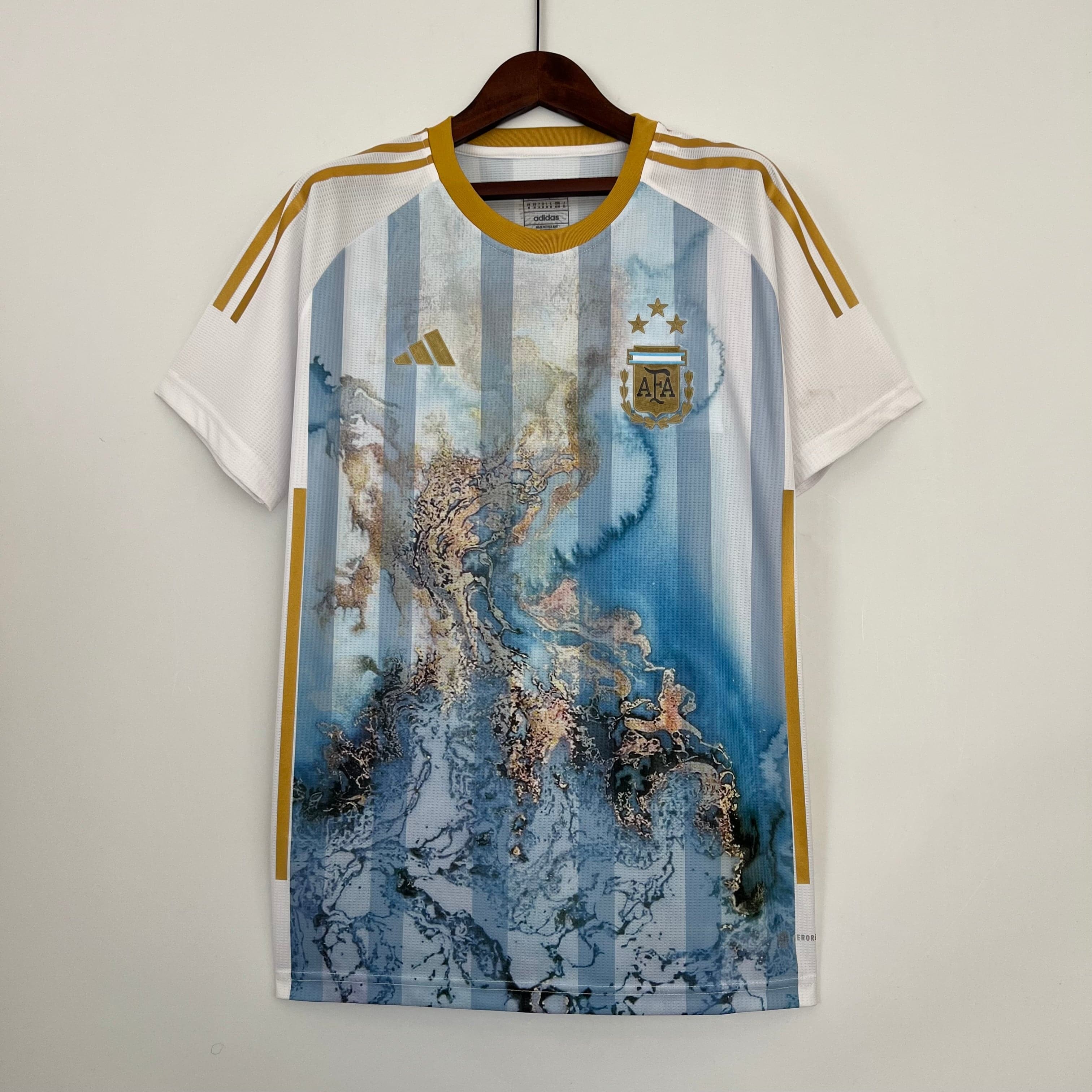 CAMISETA ARGENTINA EDICIÓN ESPECIAL III 23/24 HOMBRE (VERSIÓN FAN)