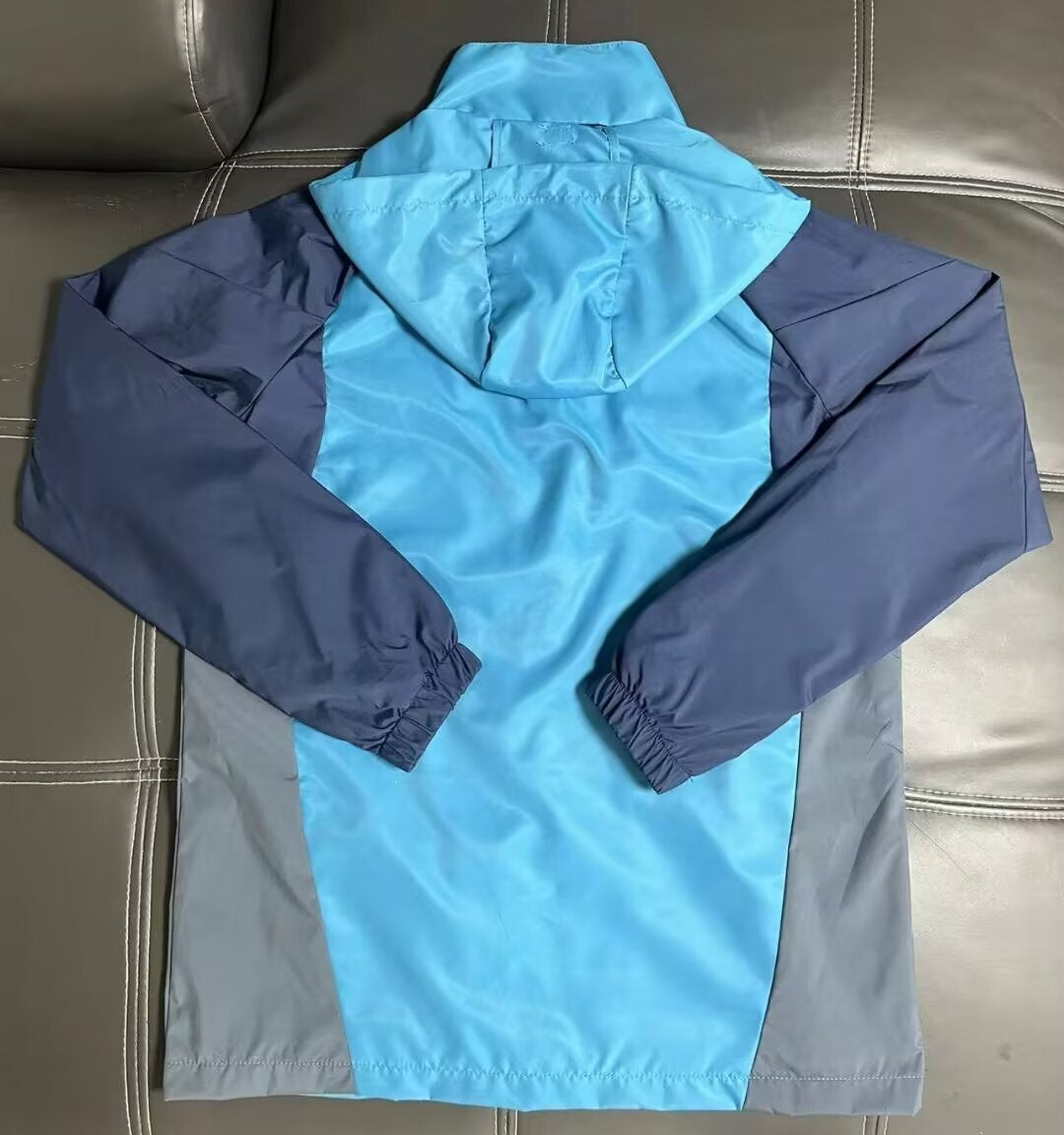 CORTAVIENTO AJAX 25/26